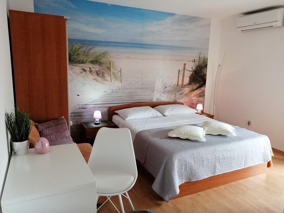 Photo 83