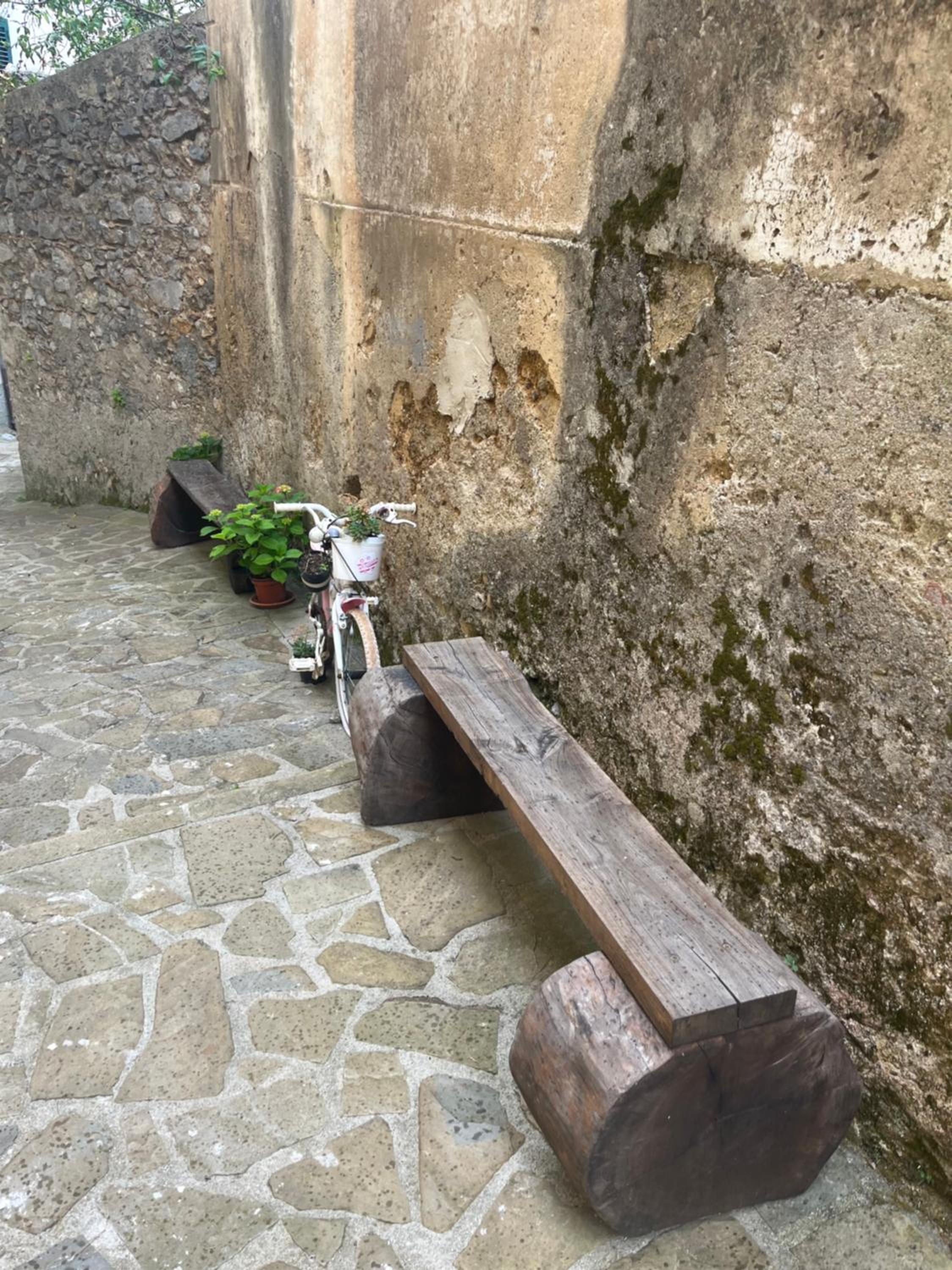 A Finistella