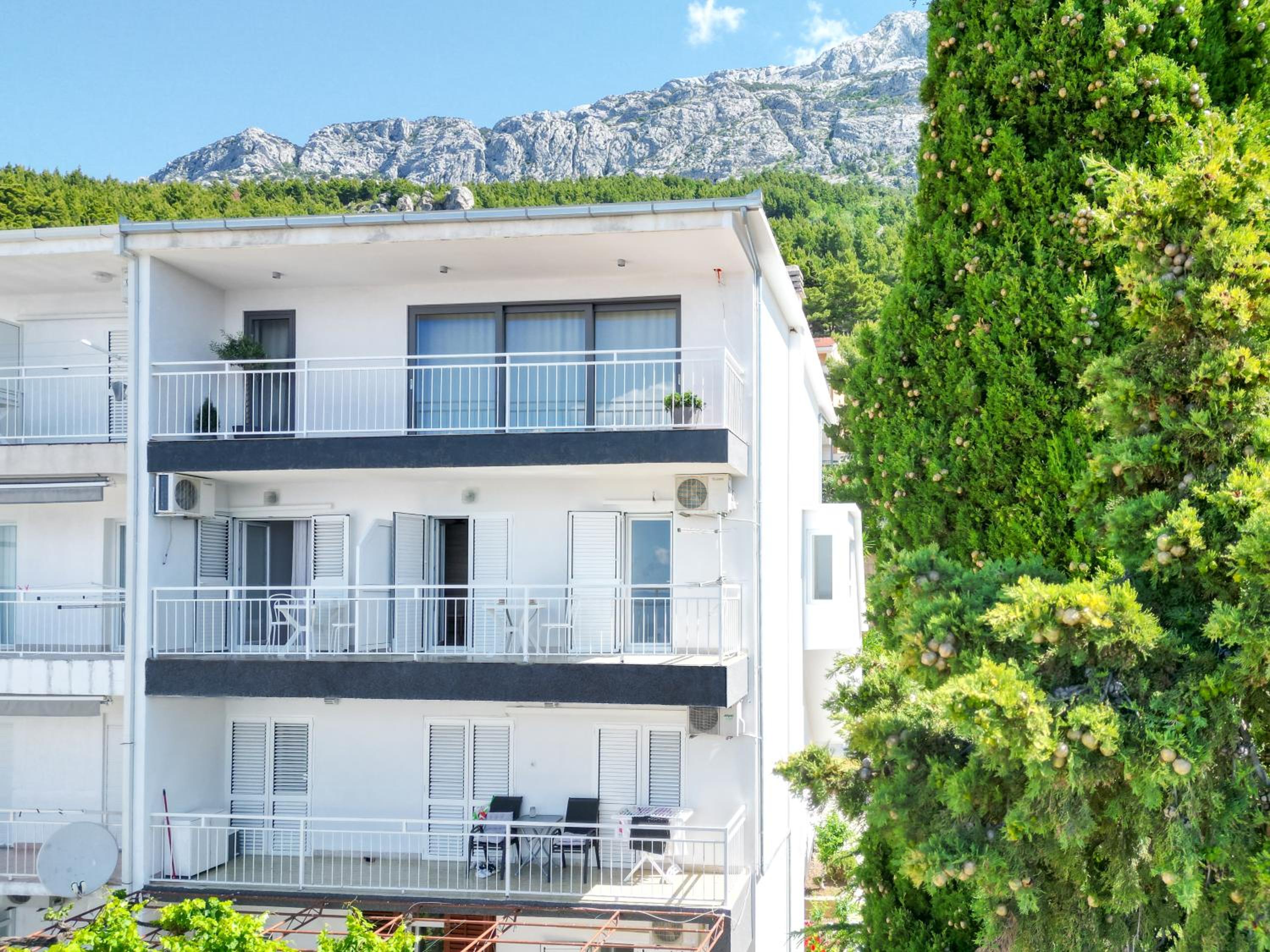 Seaside Apartments and Rooms view 4