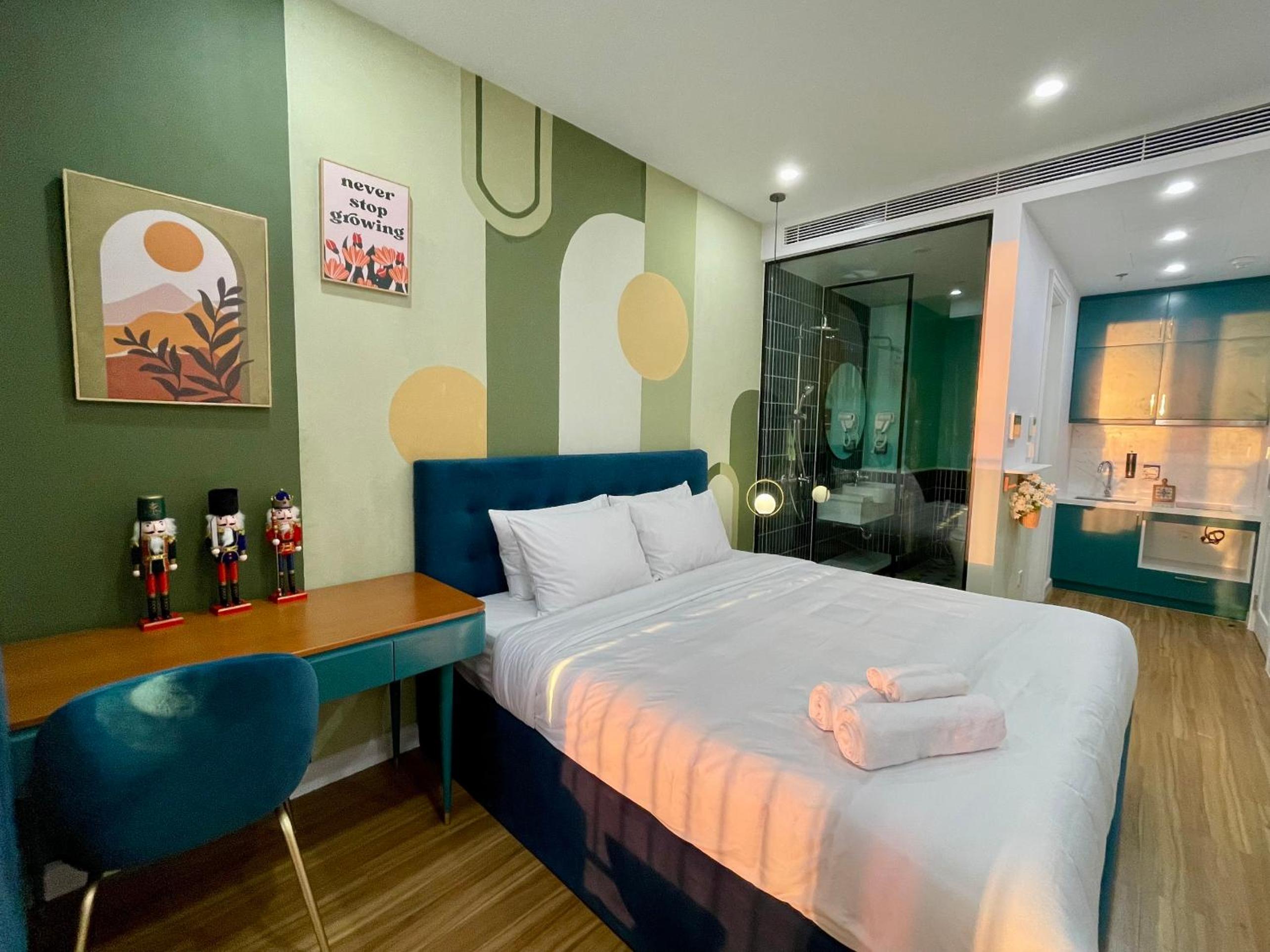 Sea Gallery Phu Quoc Luxury Apartment view 2