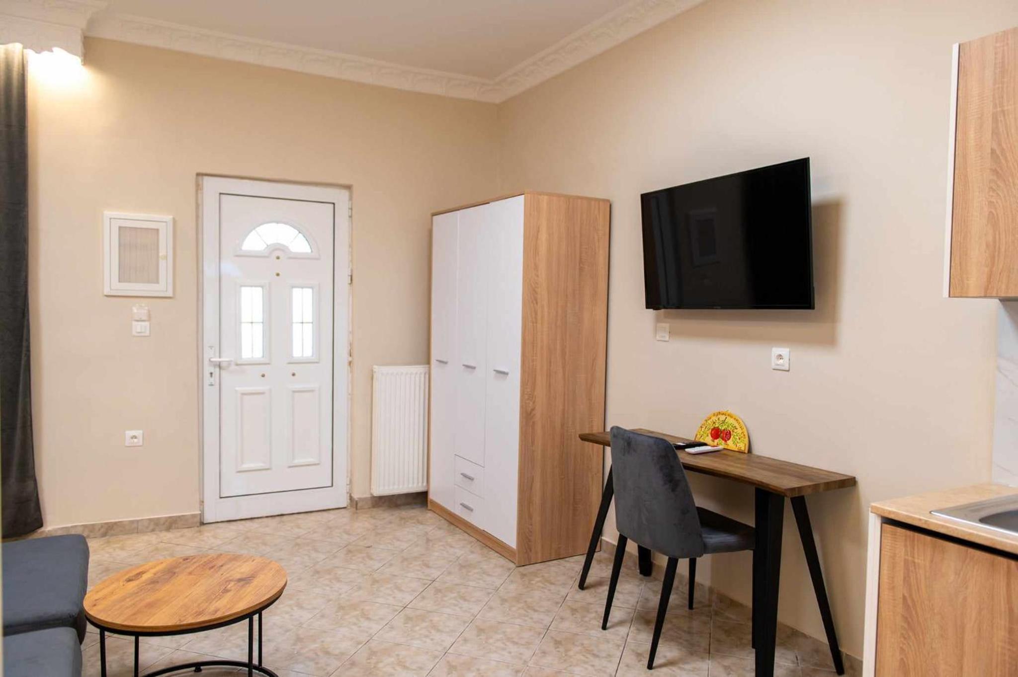 Perdika center rooms photo 2