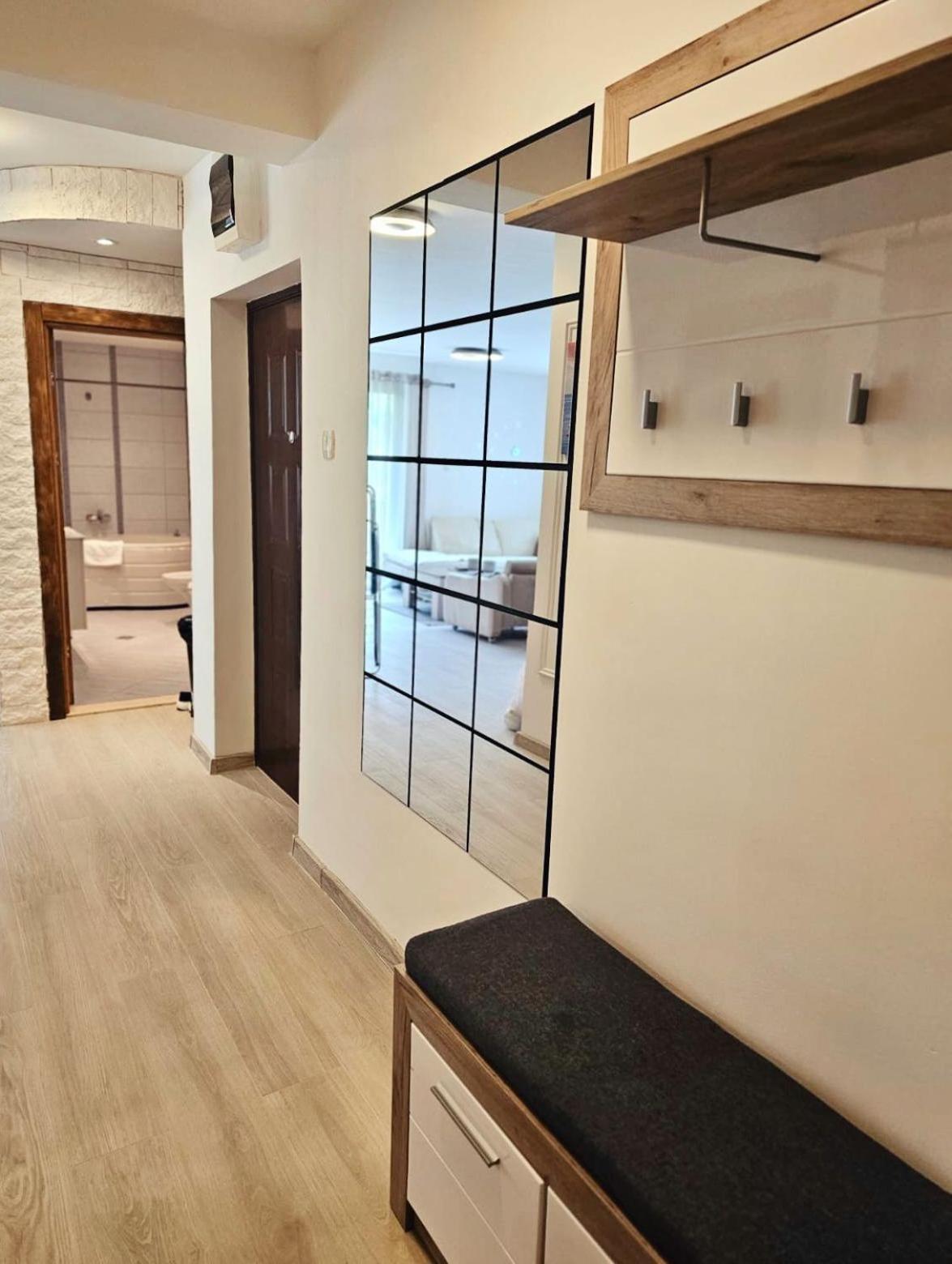 A&A Apartment in Blue Horizon Przno with pool view 2