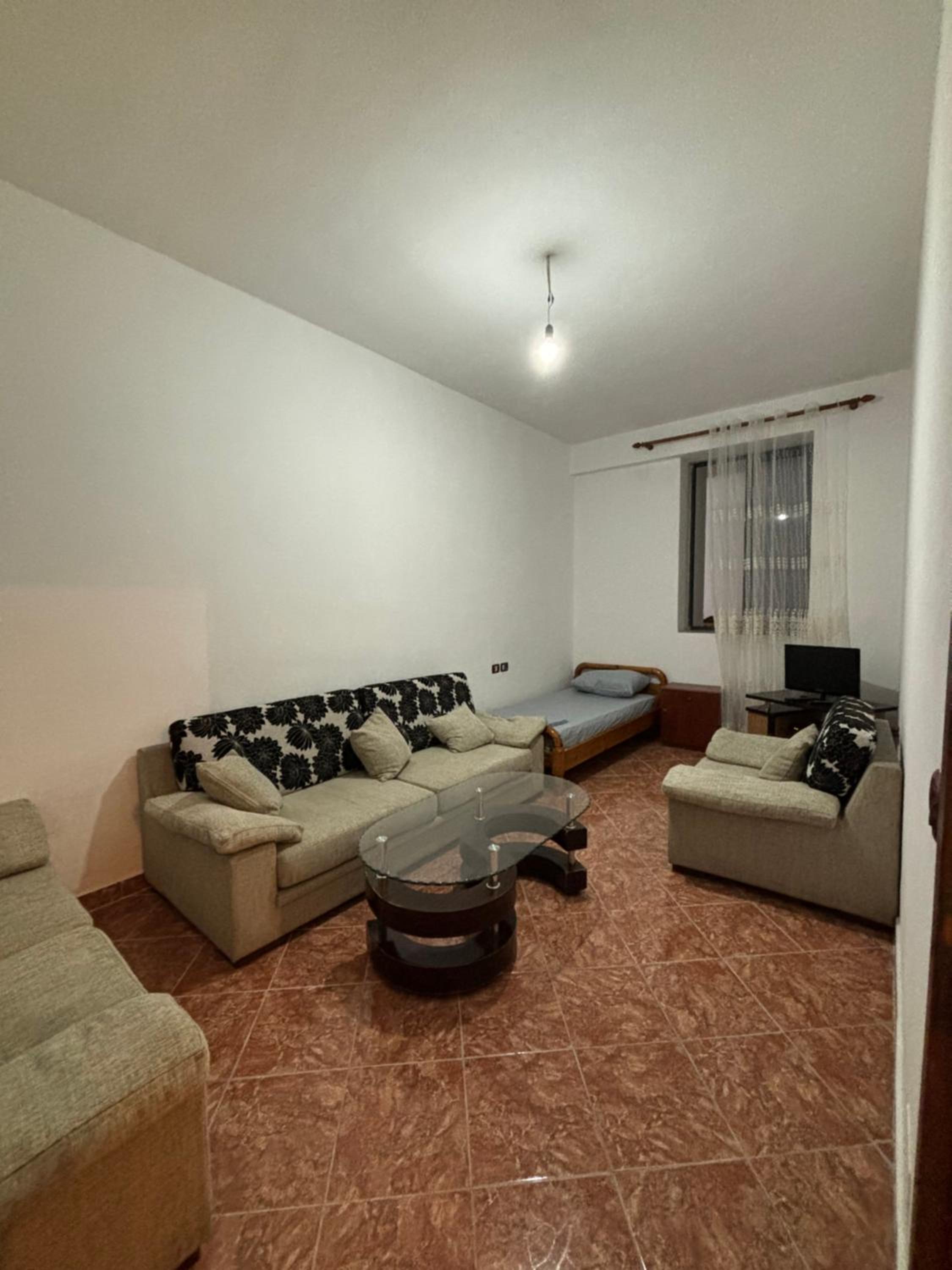 Apartment photo 3