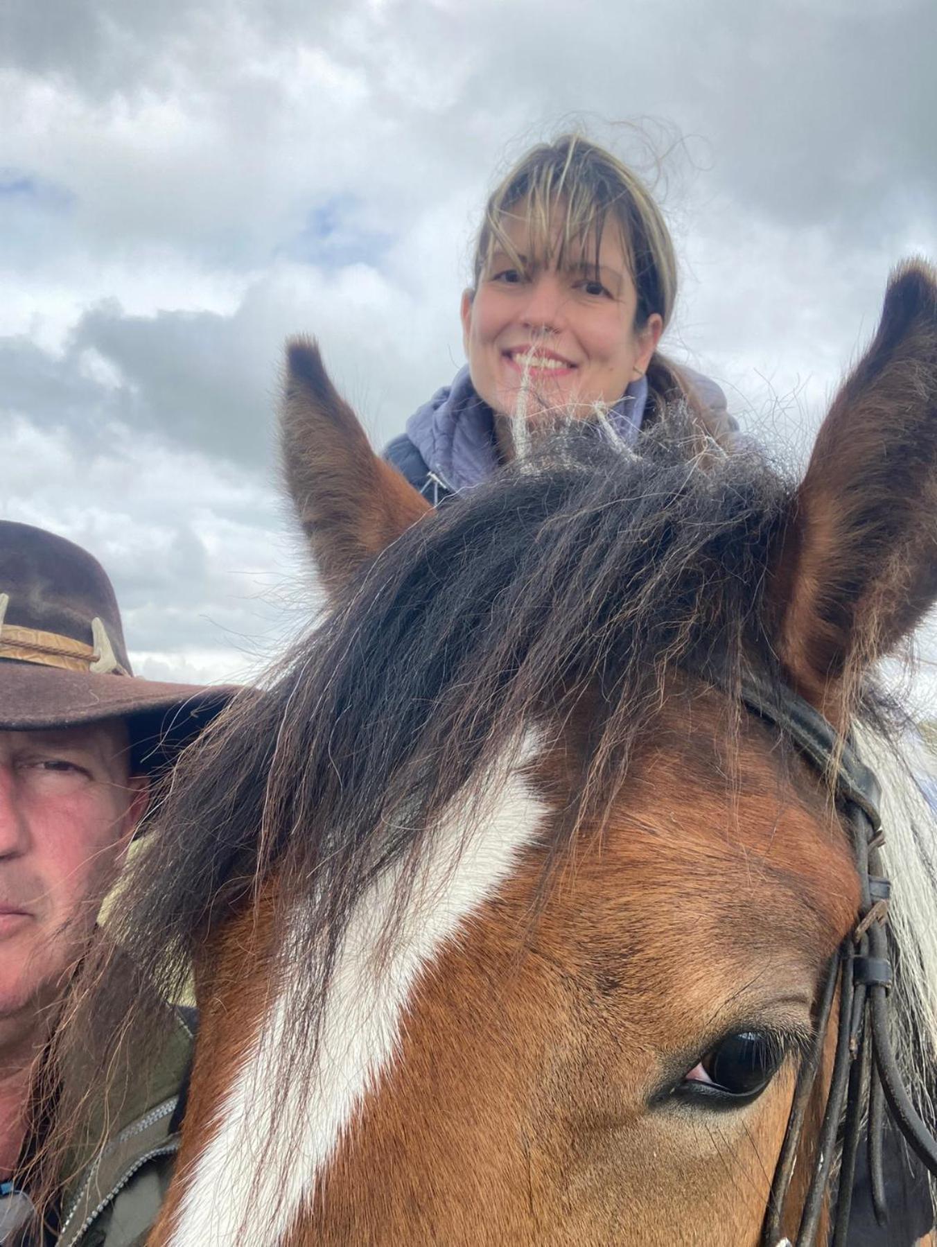 Dona Guest House - Horse Riding