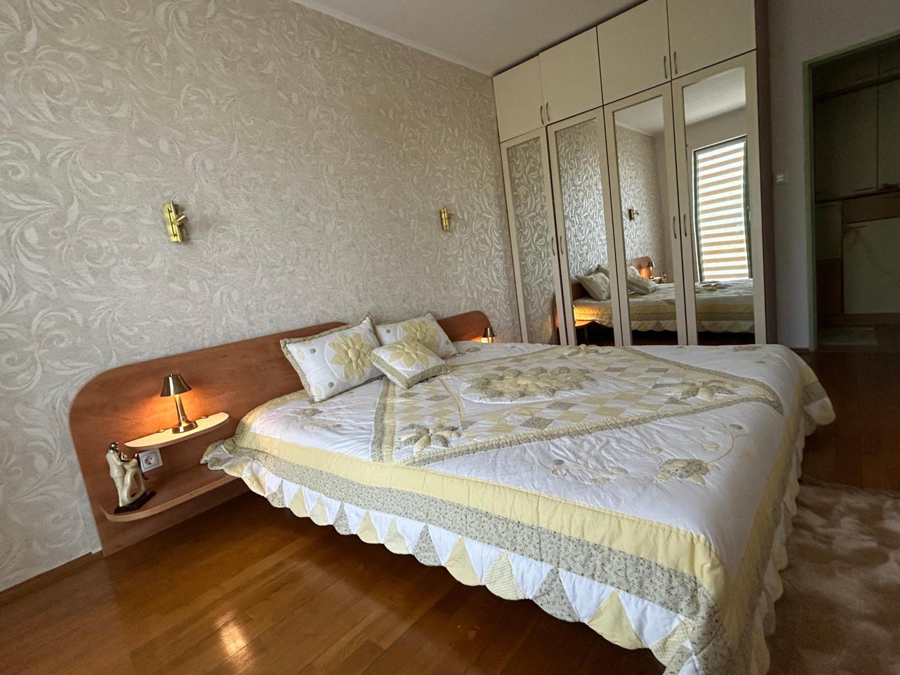 Nesebar City Apartment