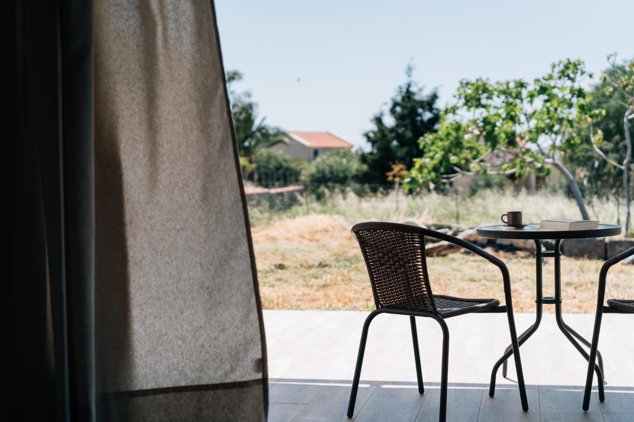 Apolithon Premium Houses