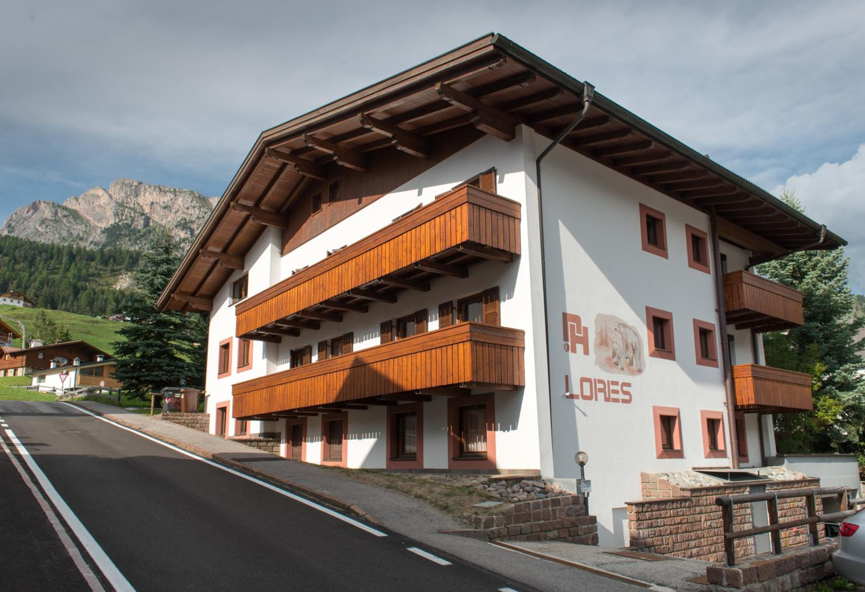 Apartments Lores