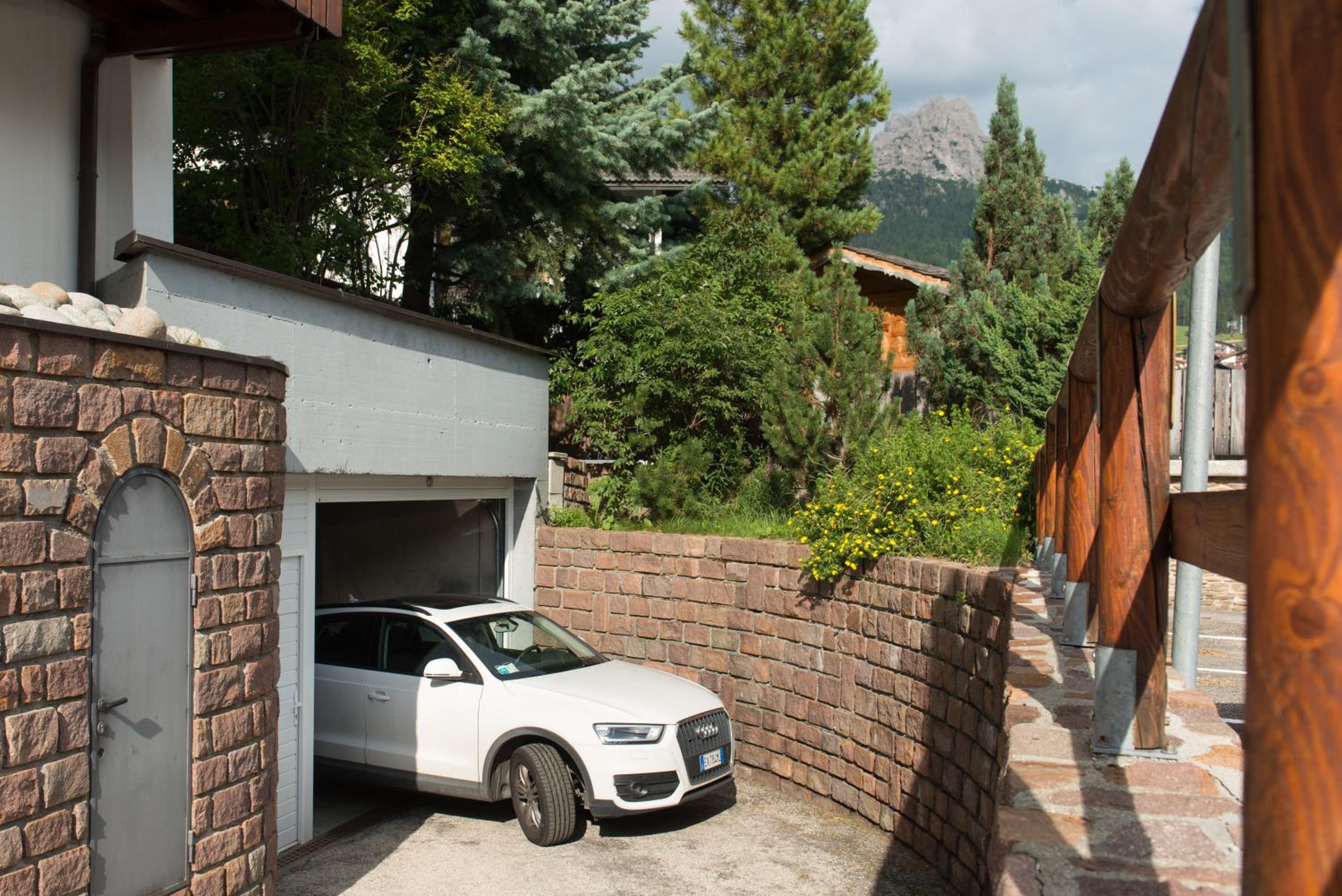 Apartments Lores