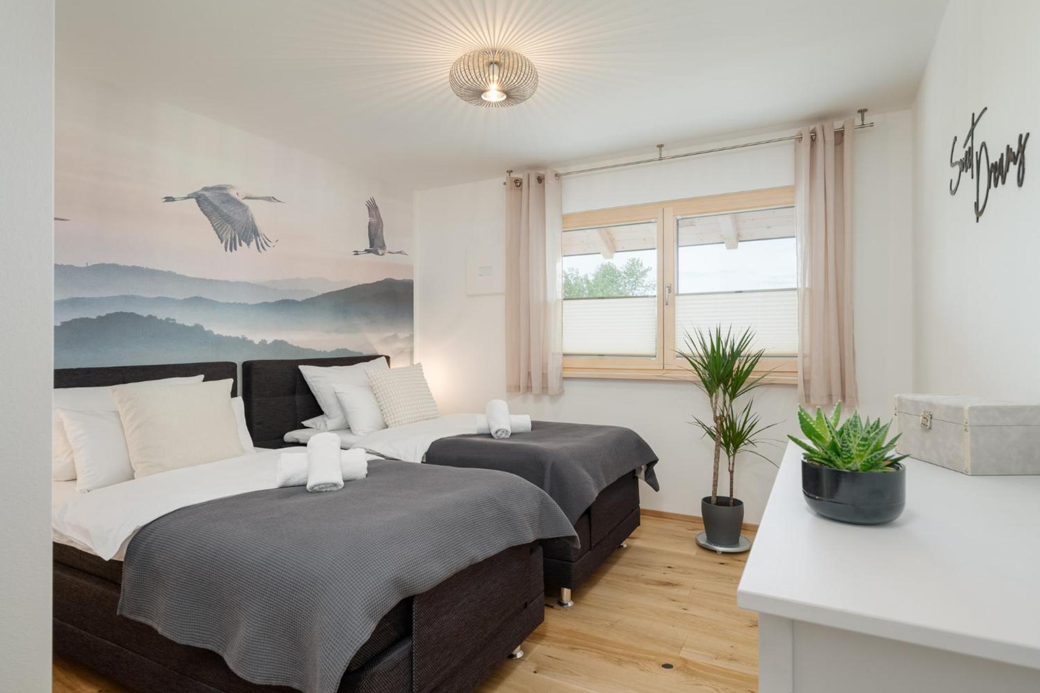 FENJOY: Großes Ferienapartment im Neubau / Balkon / BBQ