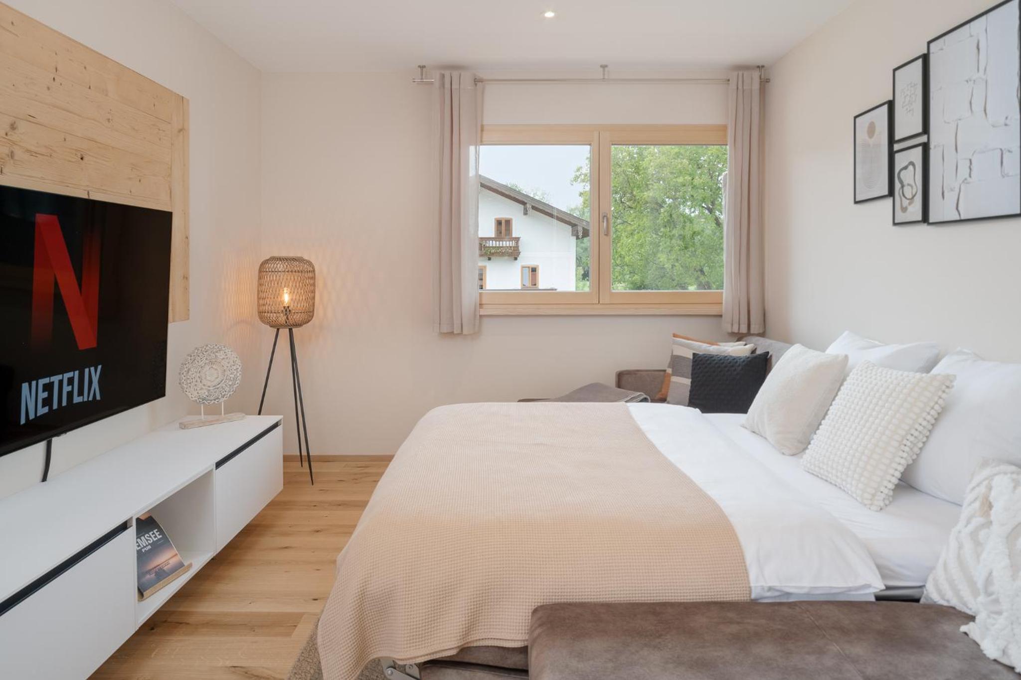 FENJOY: Großes Ferienapartment im Neubau / Balkon / BBQ
