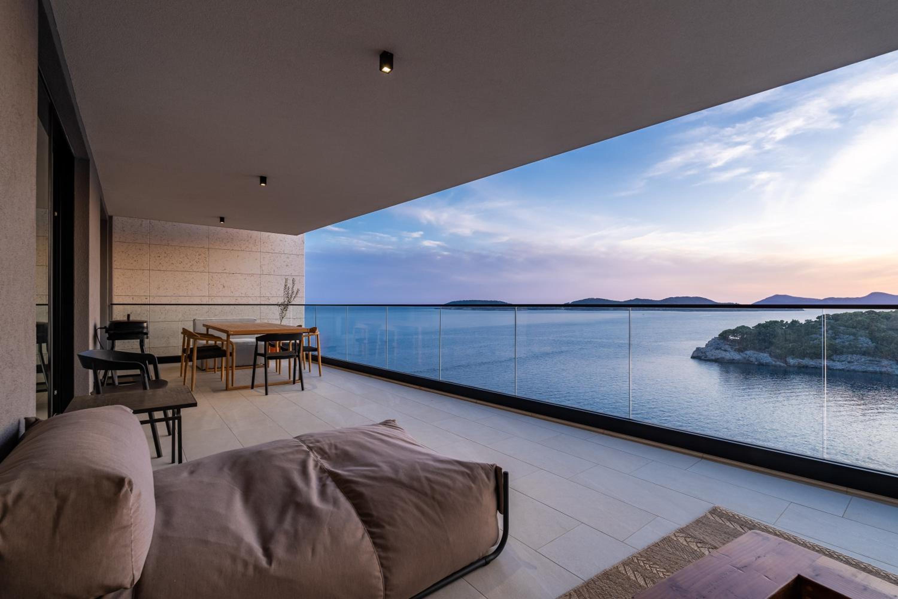 Luxury seaview apartment Alenka