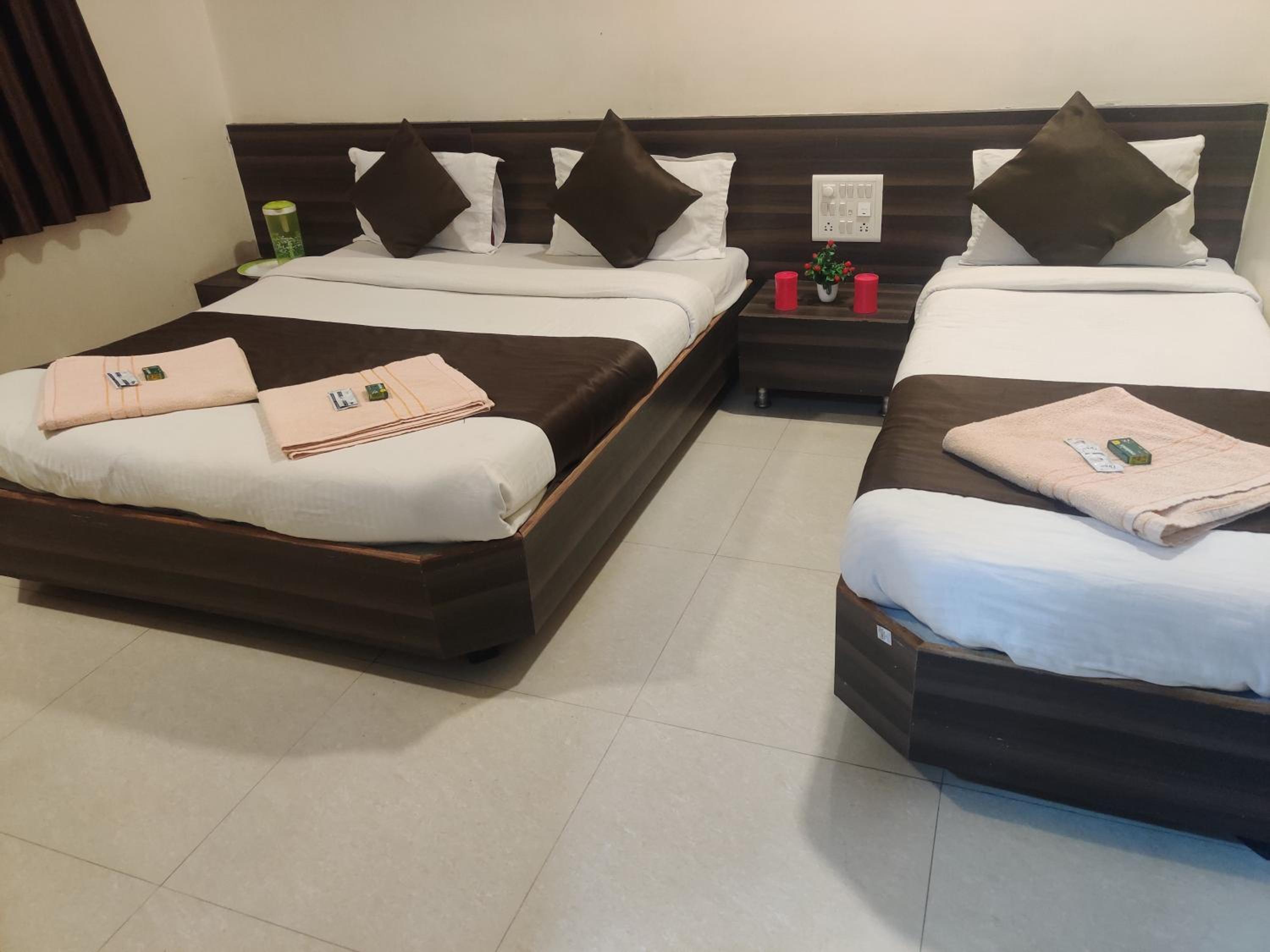 Hotel Shri Sai heera view 3