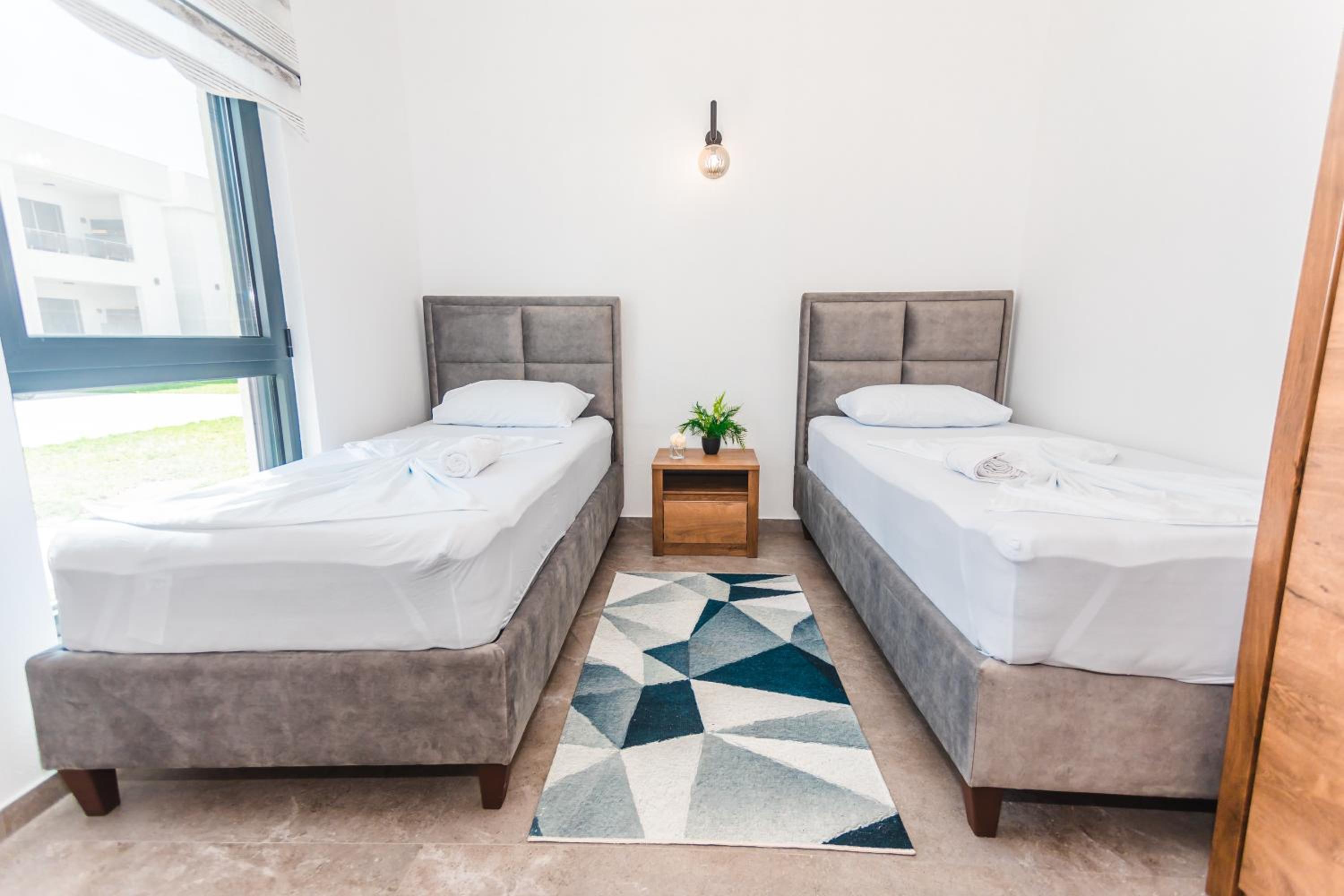 Bumax Apartments