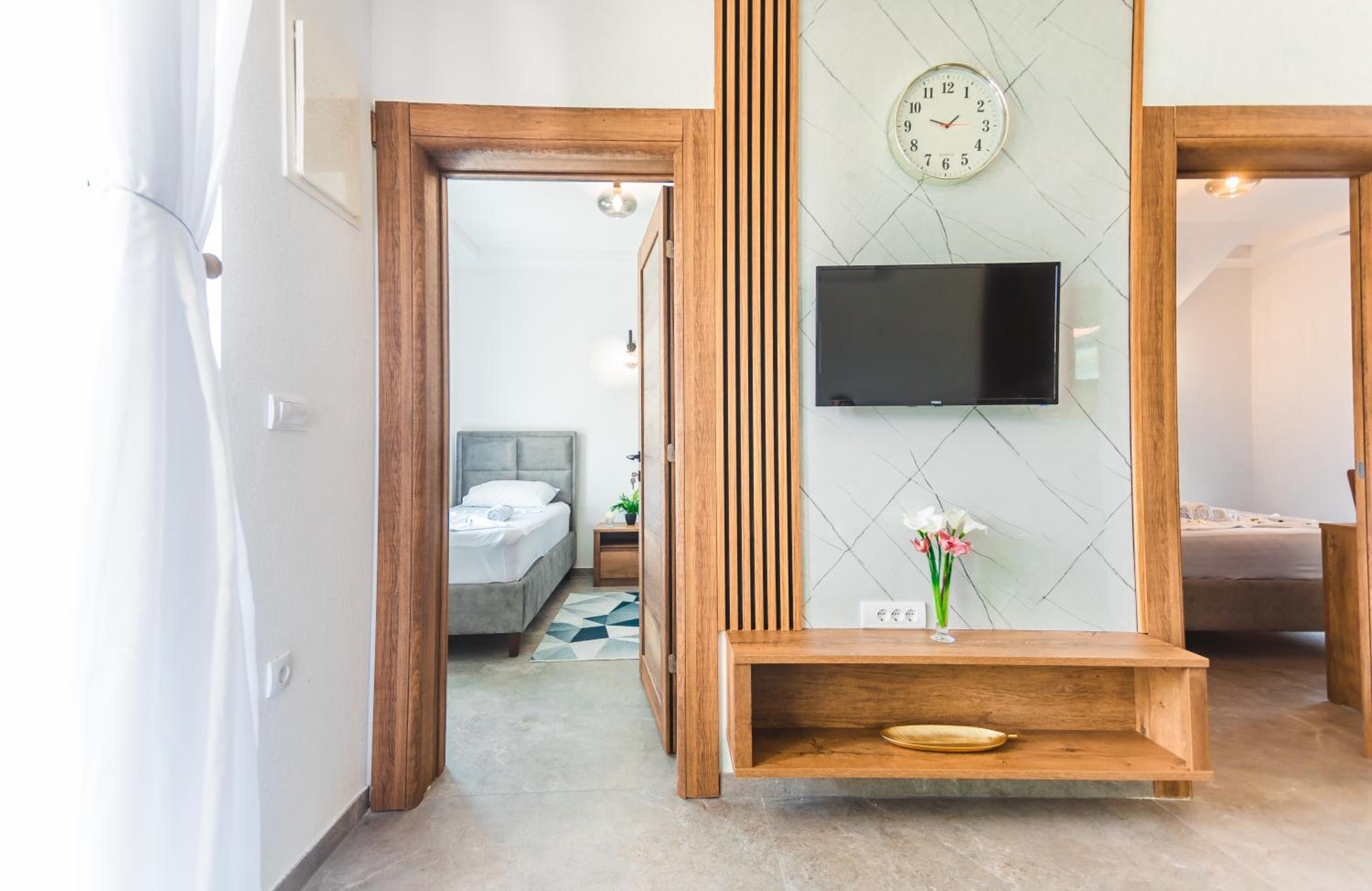 Bumax Apartments