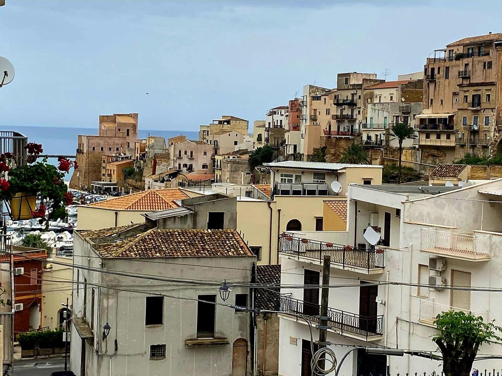 Casa Marina con vista sul castello view 2