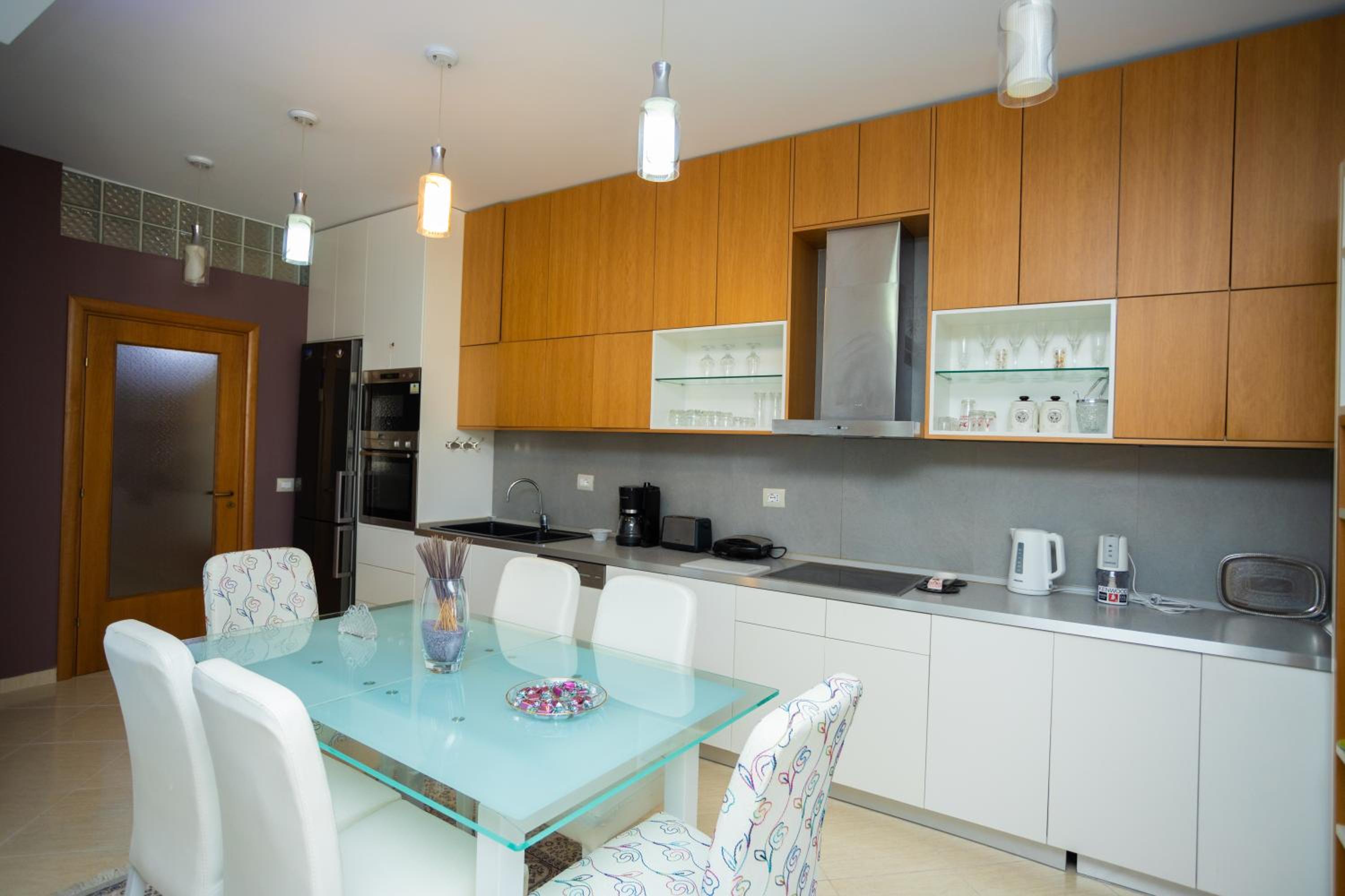 Amazing Sea View 2 Bedroom Apartment