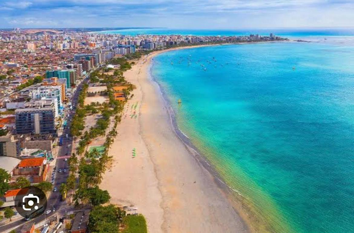 lindo apartamento de frente para à praia de pajuçara view 5