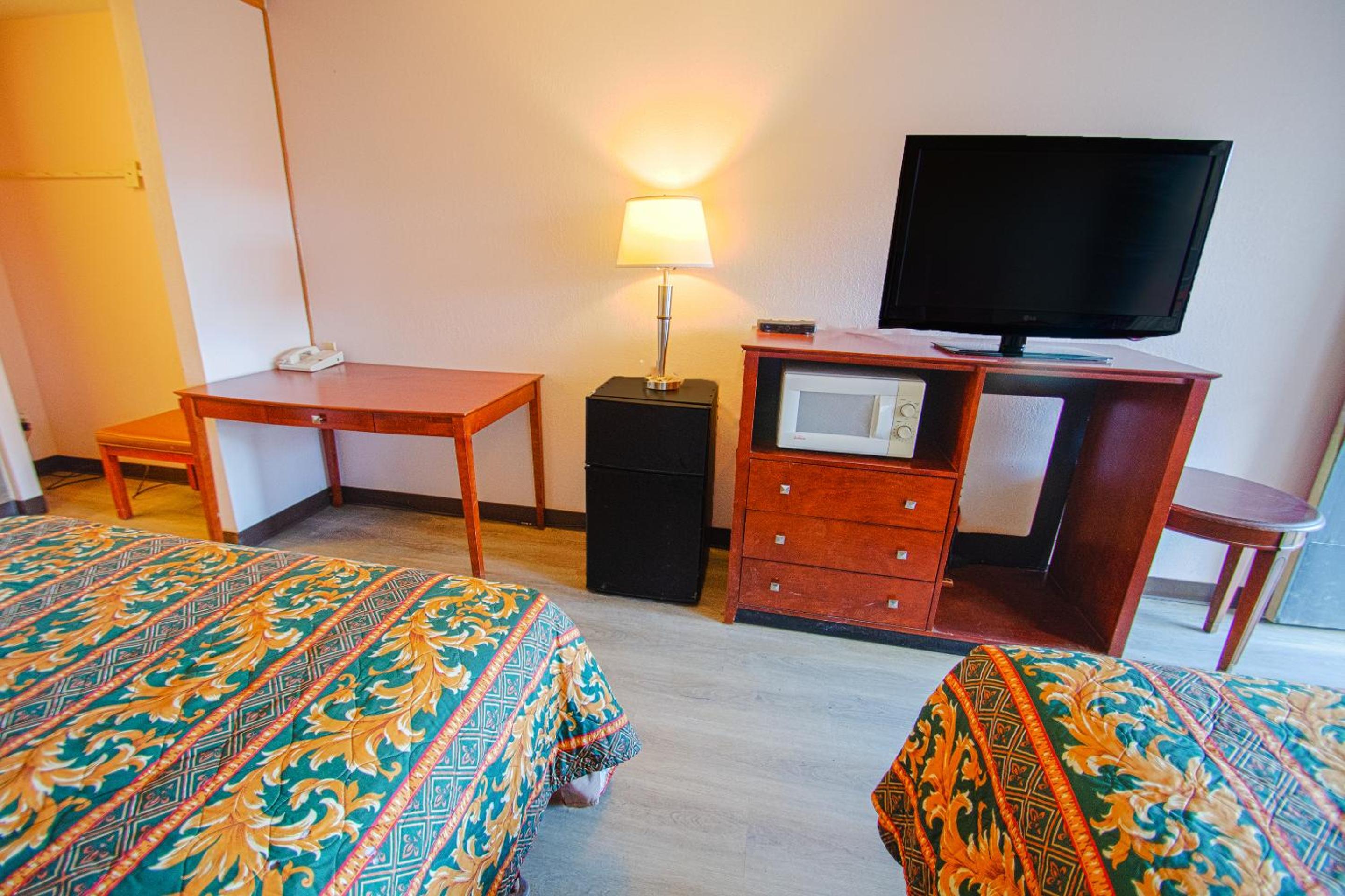 Holiday Lodge Virginia -Listing Partner