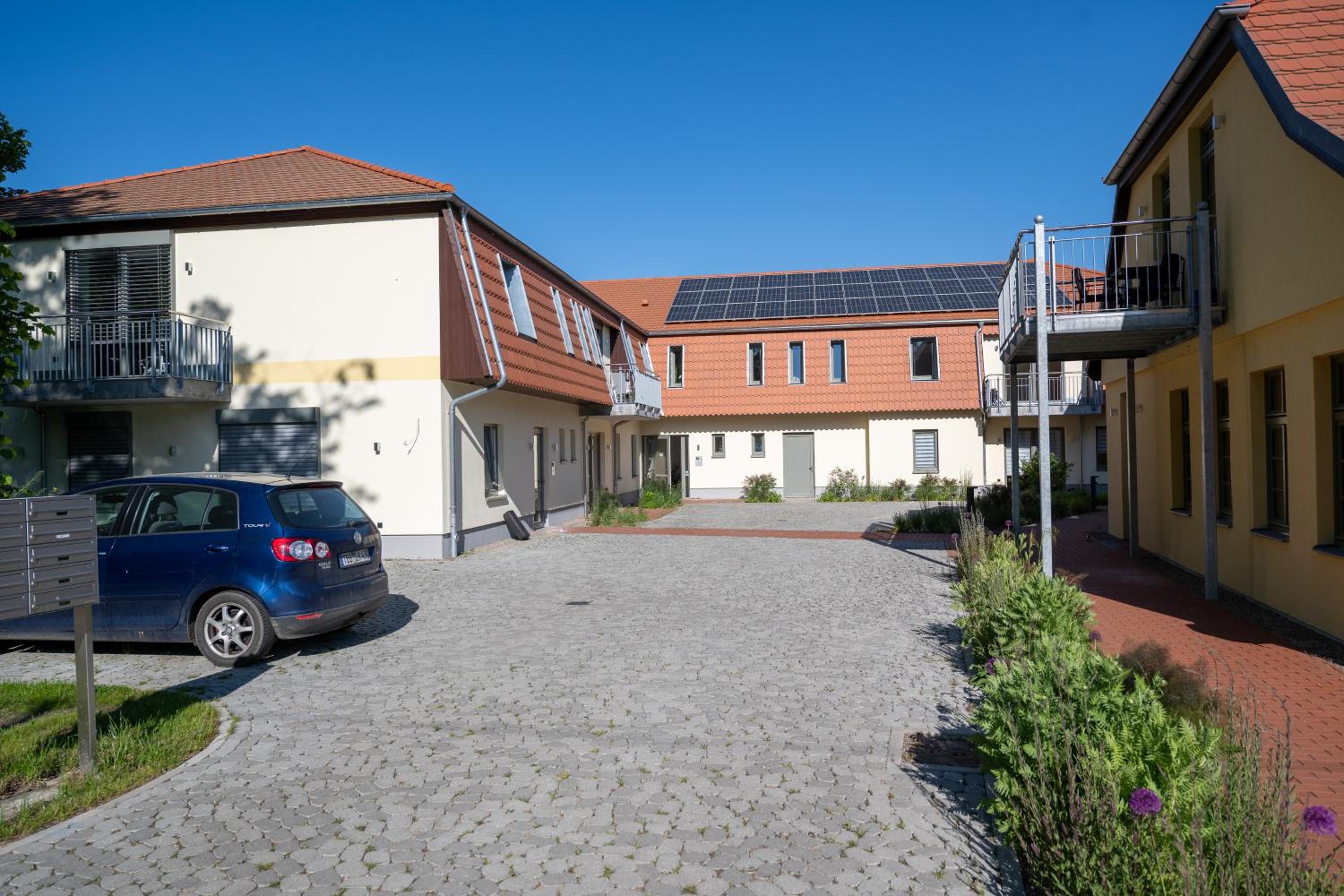 Ferienwohnungen - barrierefrei - im sanierten Gutshof