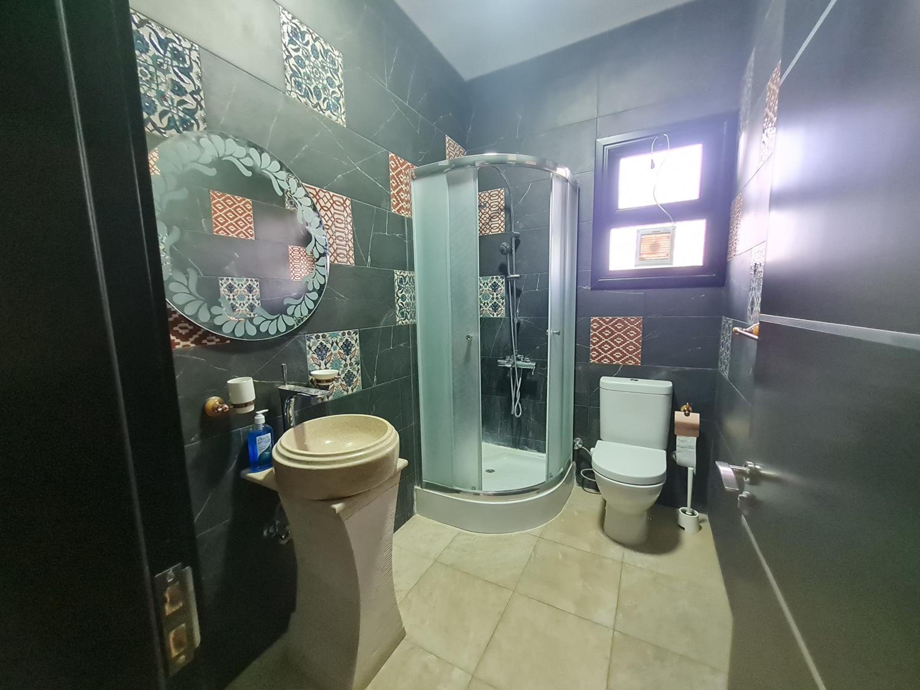 Superb City Stay in 2 bedroom Apt in Midtown Compound, AUC Avenue, New Cairo