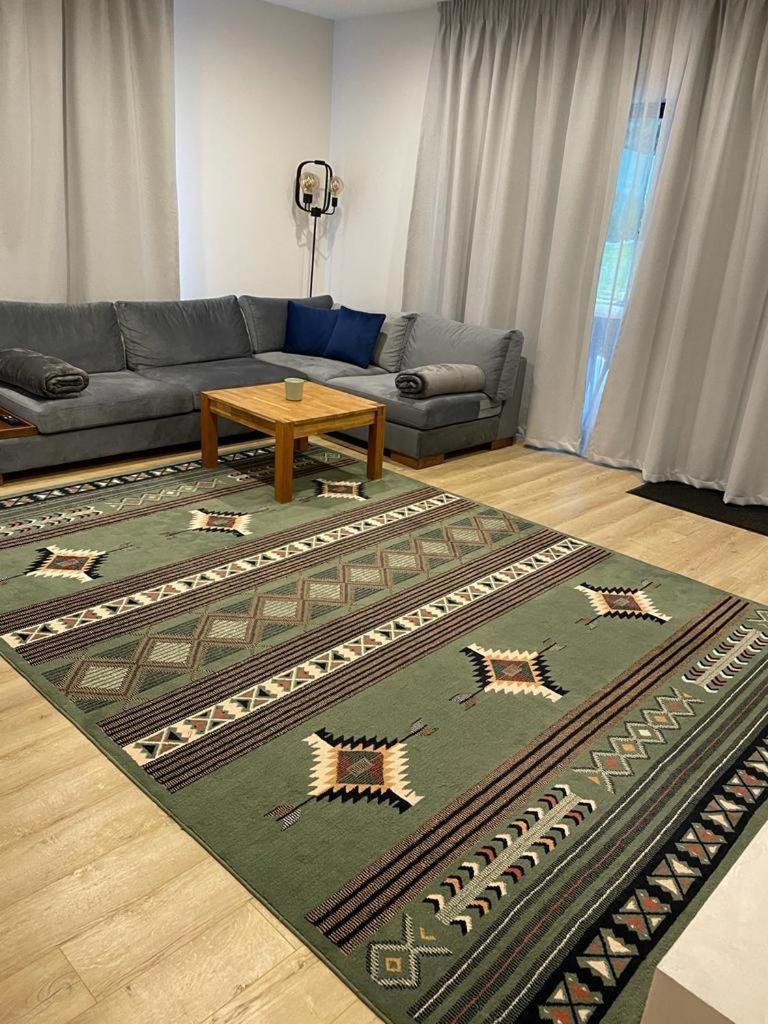 Voronet Retreat