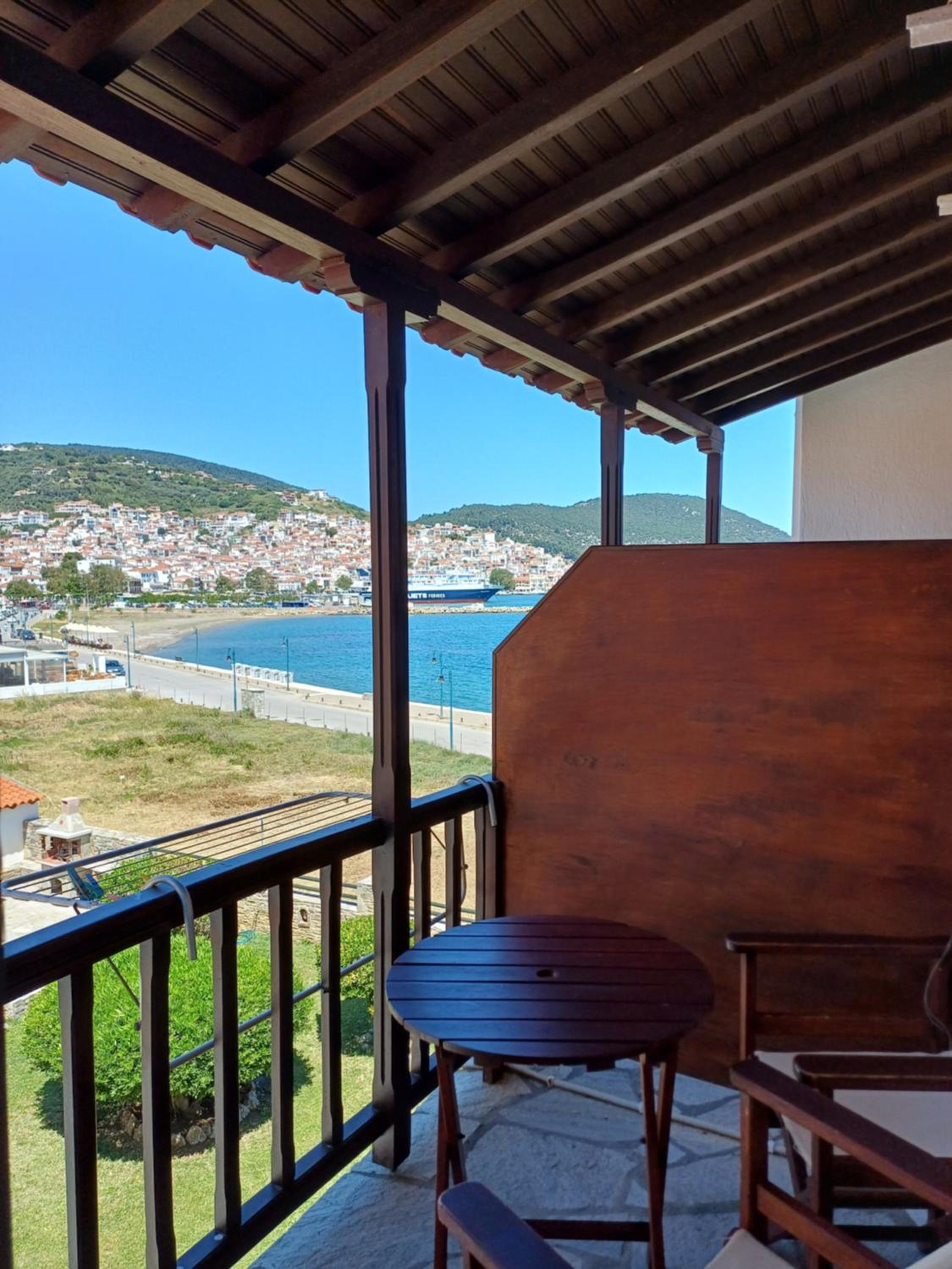 Nikolaos studios apartments