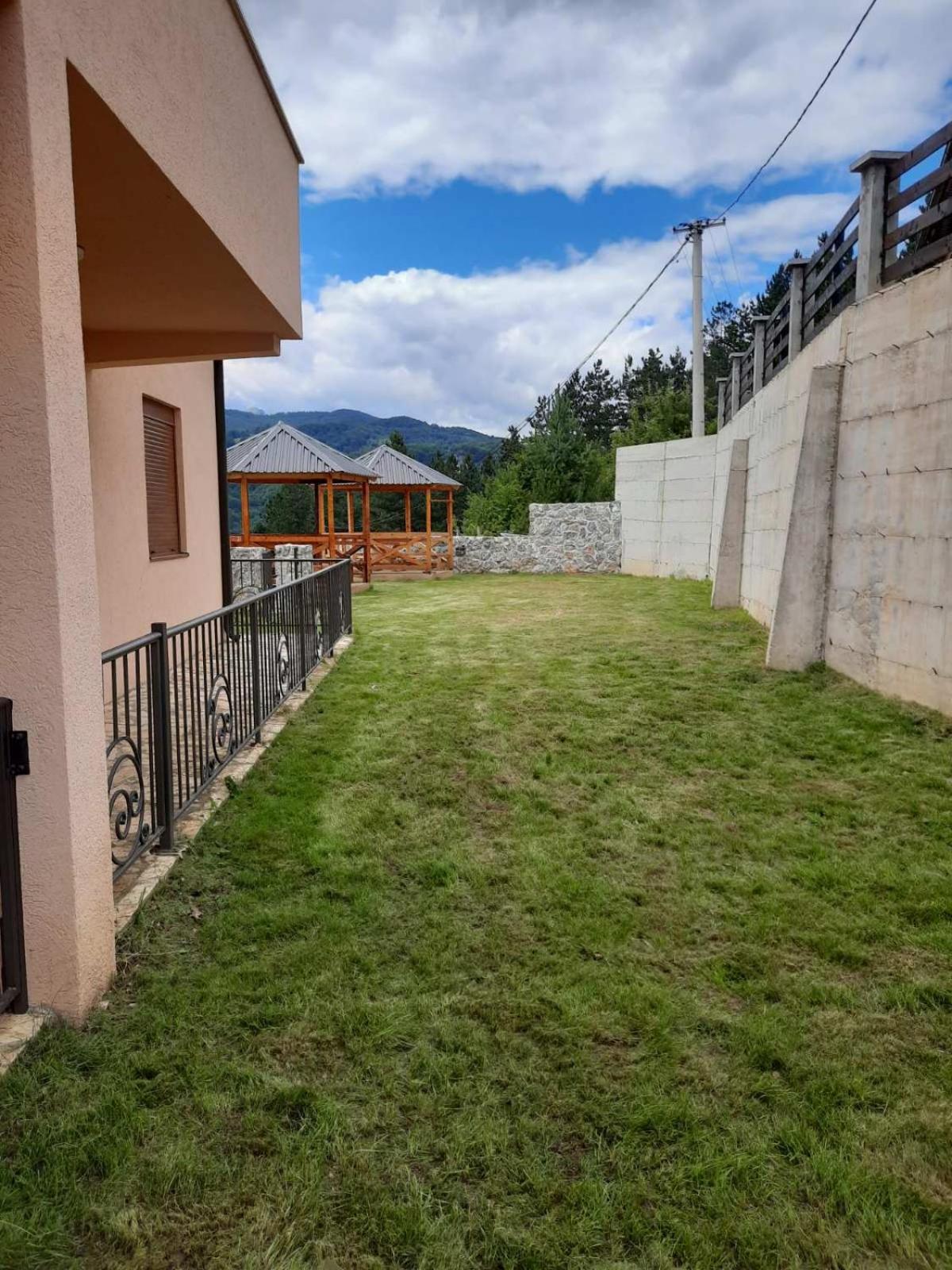 Silver Pine Apartments Kolasin