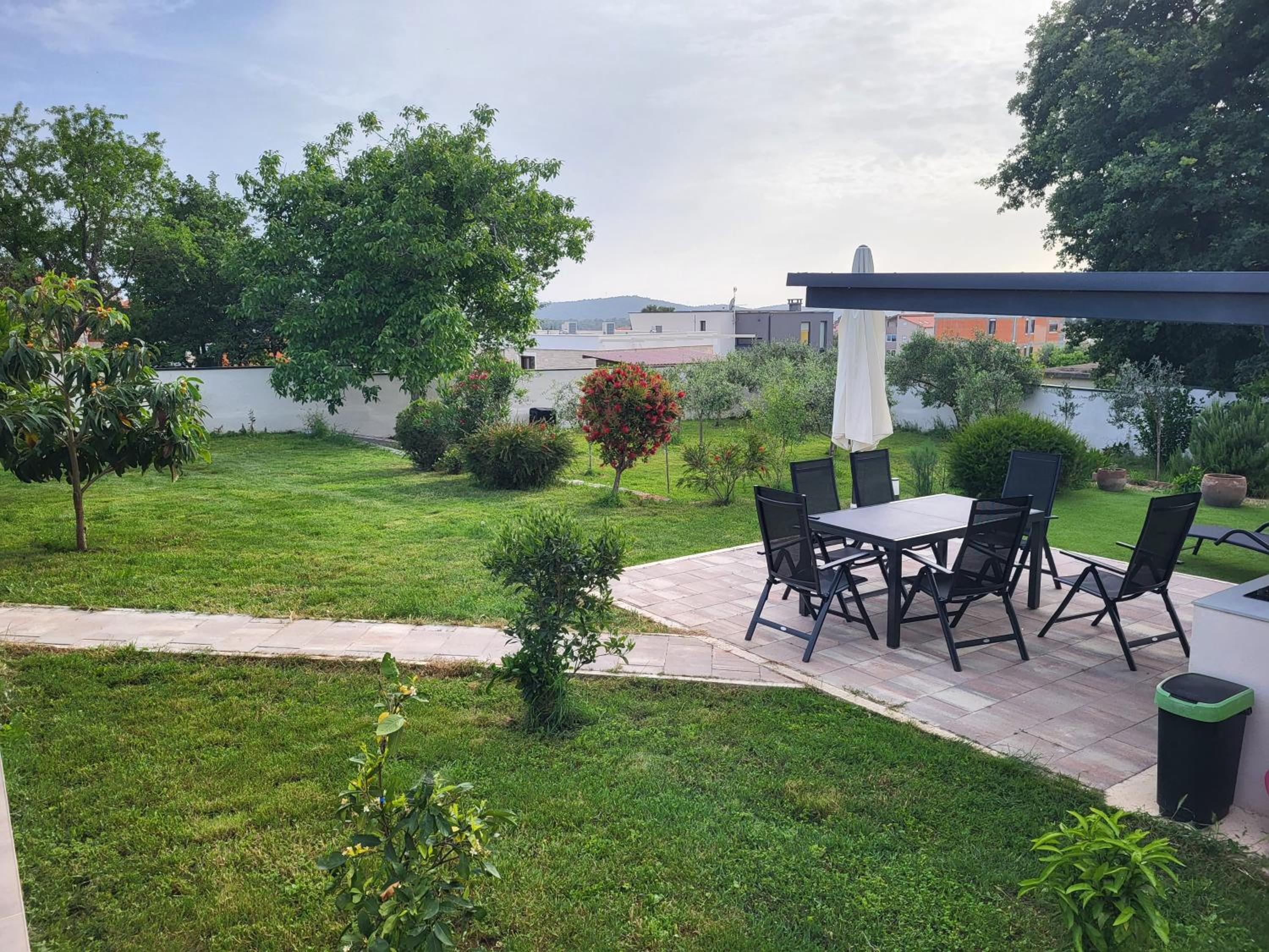 Guest House Tika view 2