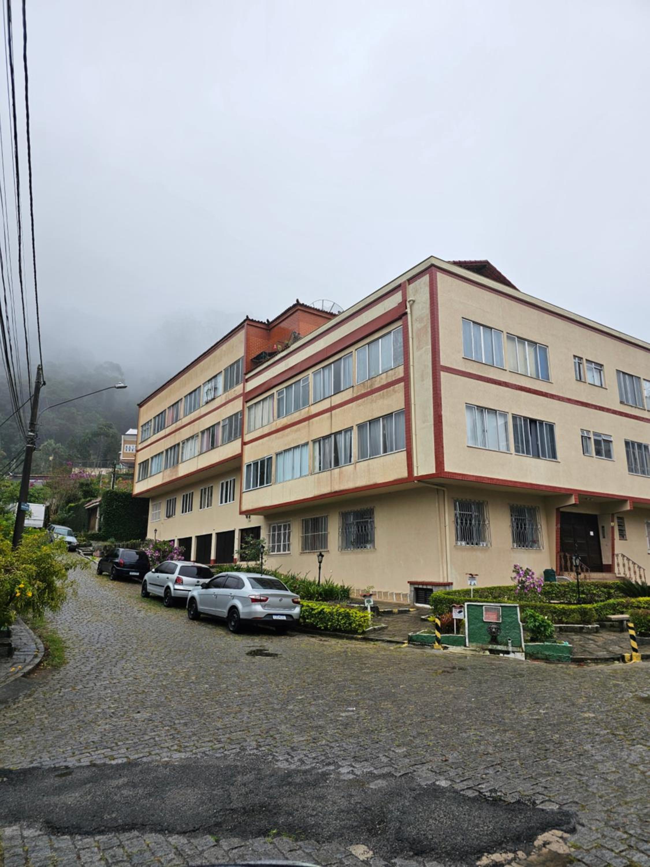 Studio Teresópolis- próximo ao shopping Serra Garden