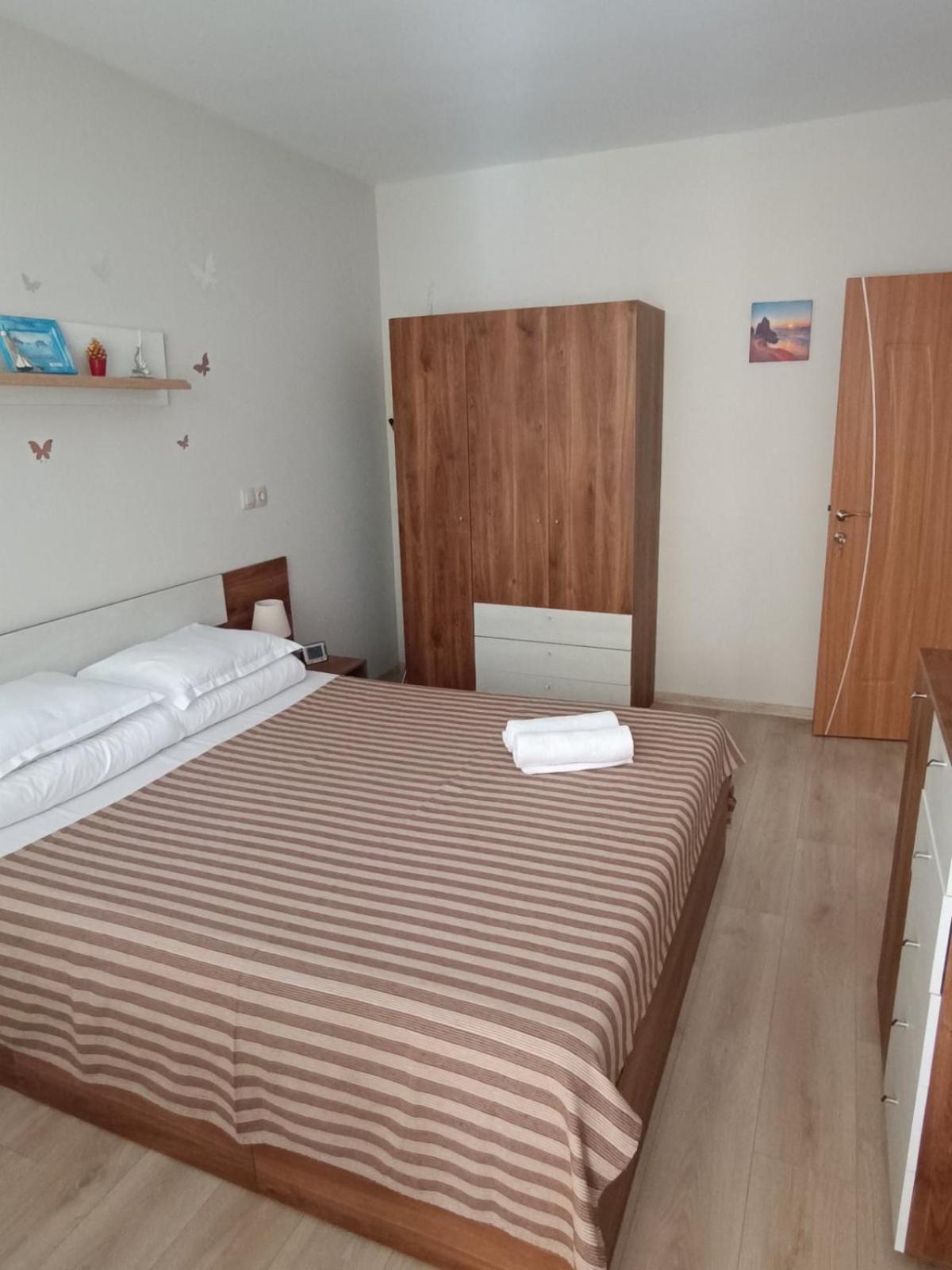 Megi Luxury Apartments view 4