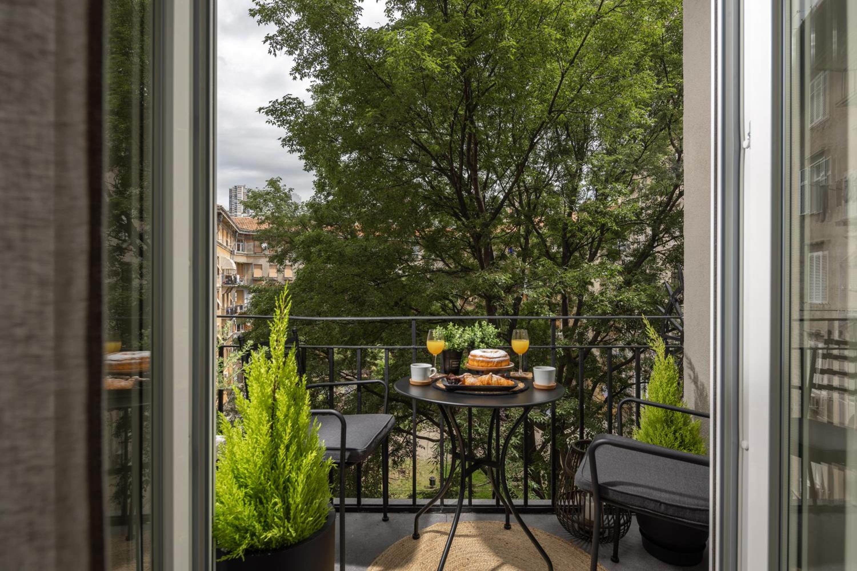 Hotel Nautilus Luxury Apartments 2 - Image 1