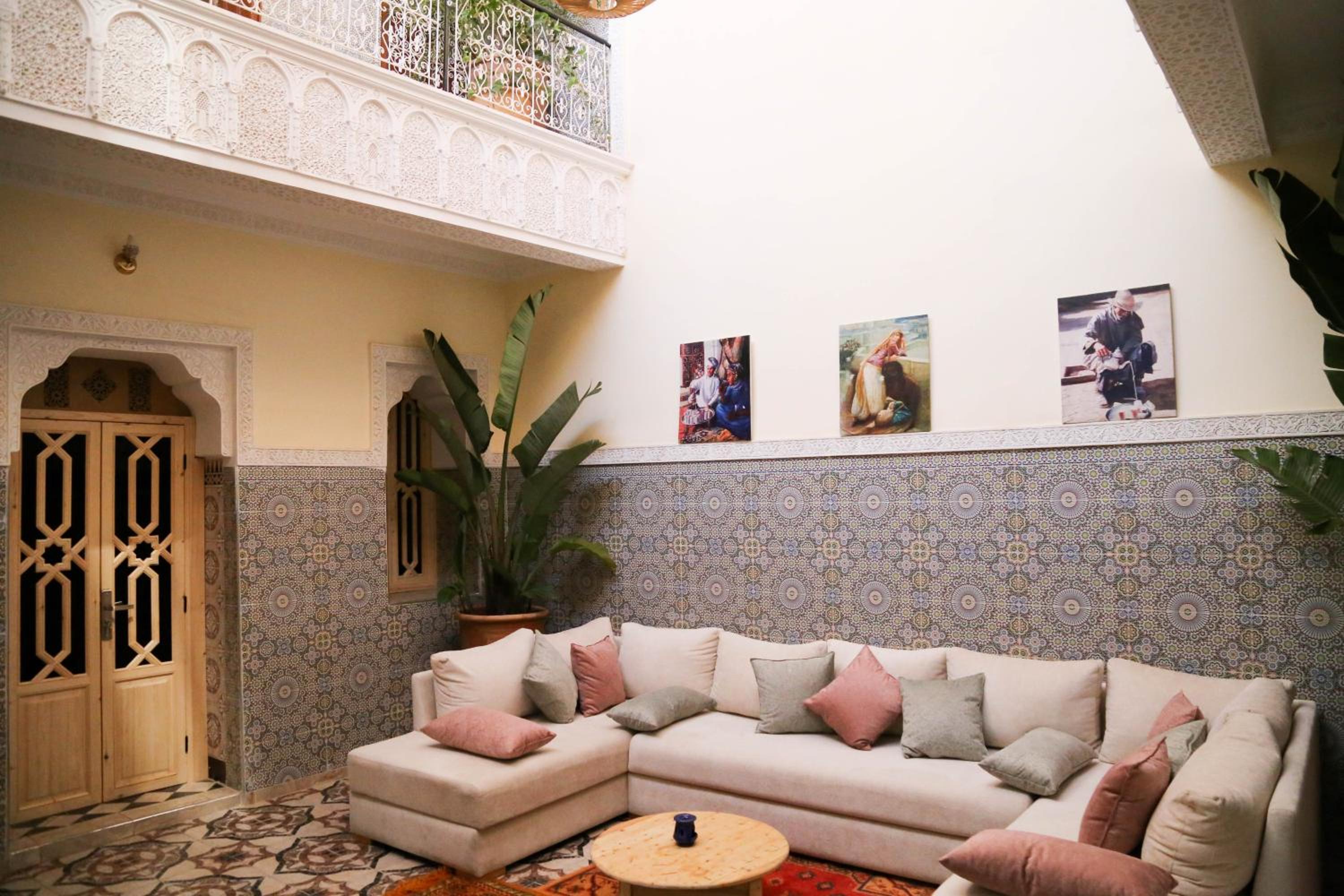 lounge