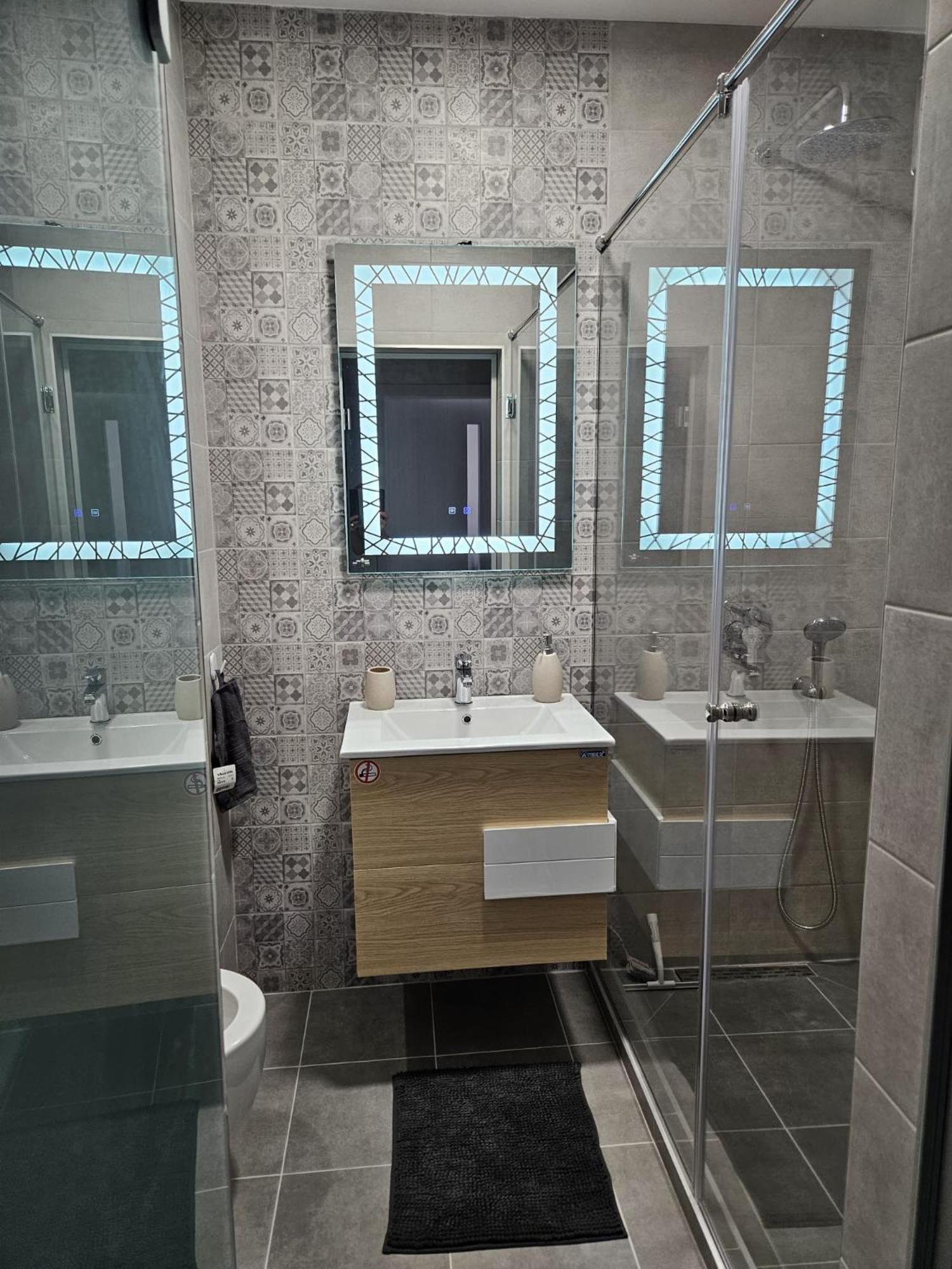 AMORA Apartment