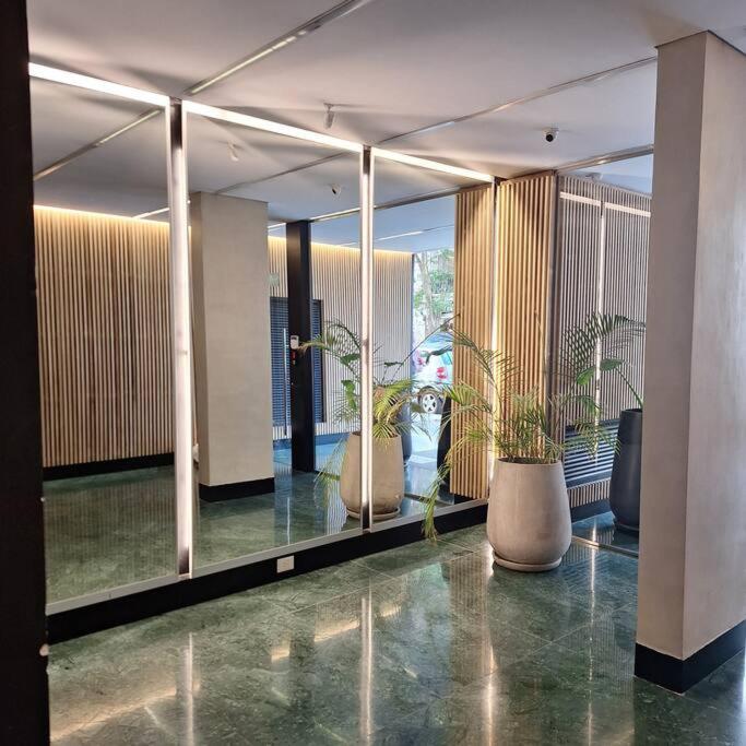 Excelente a metros La Rural y Embajada USA con piscina y Gym Palermo Soho
