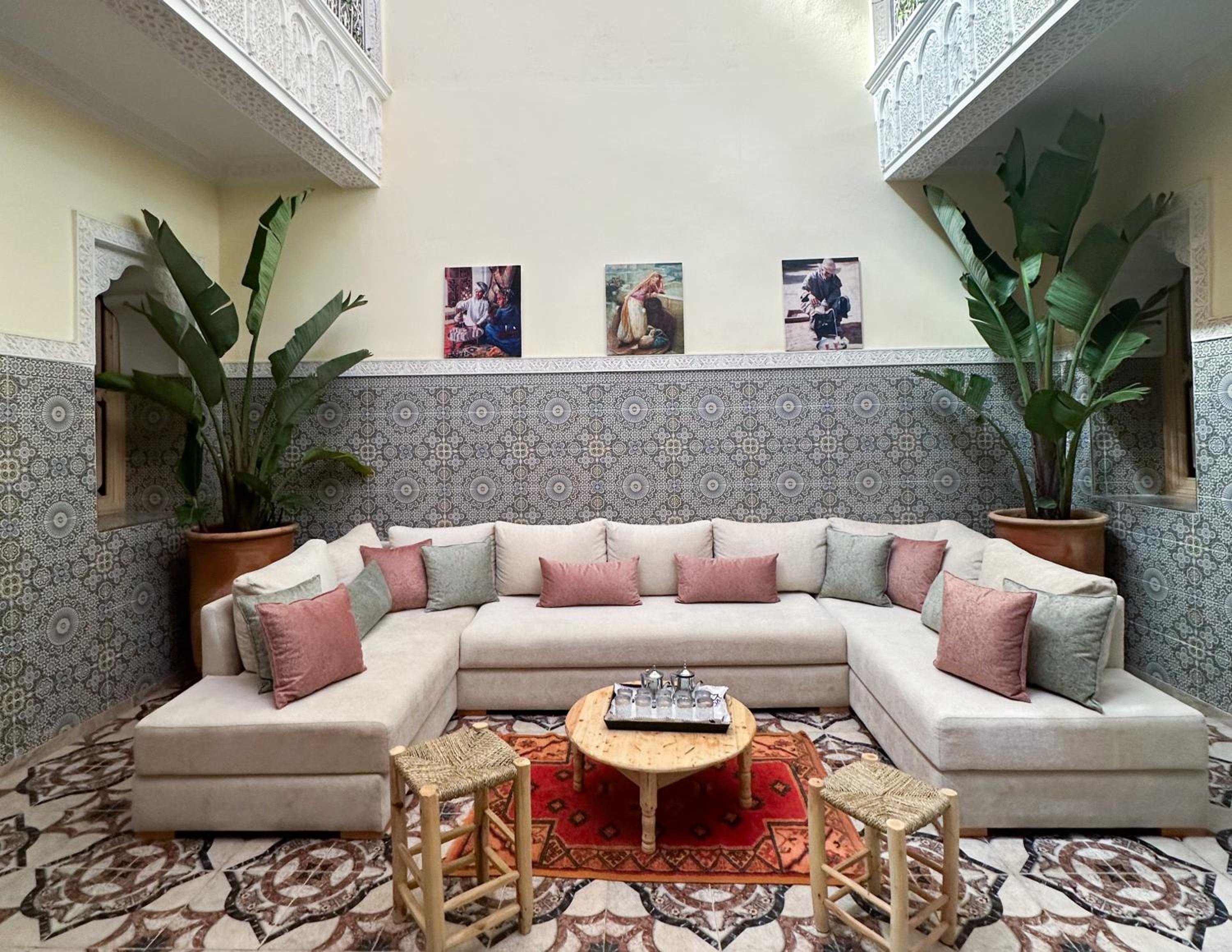 lounge