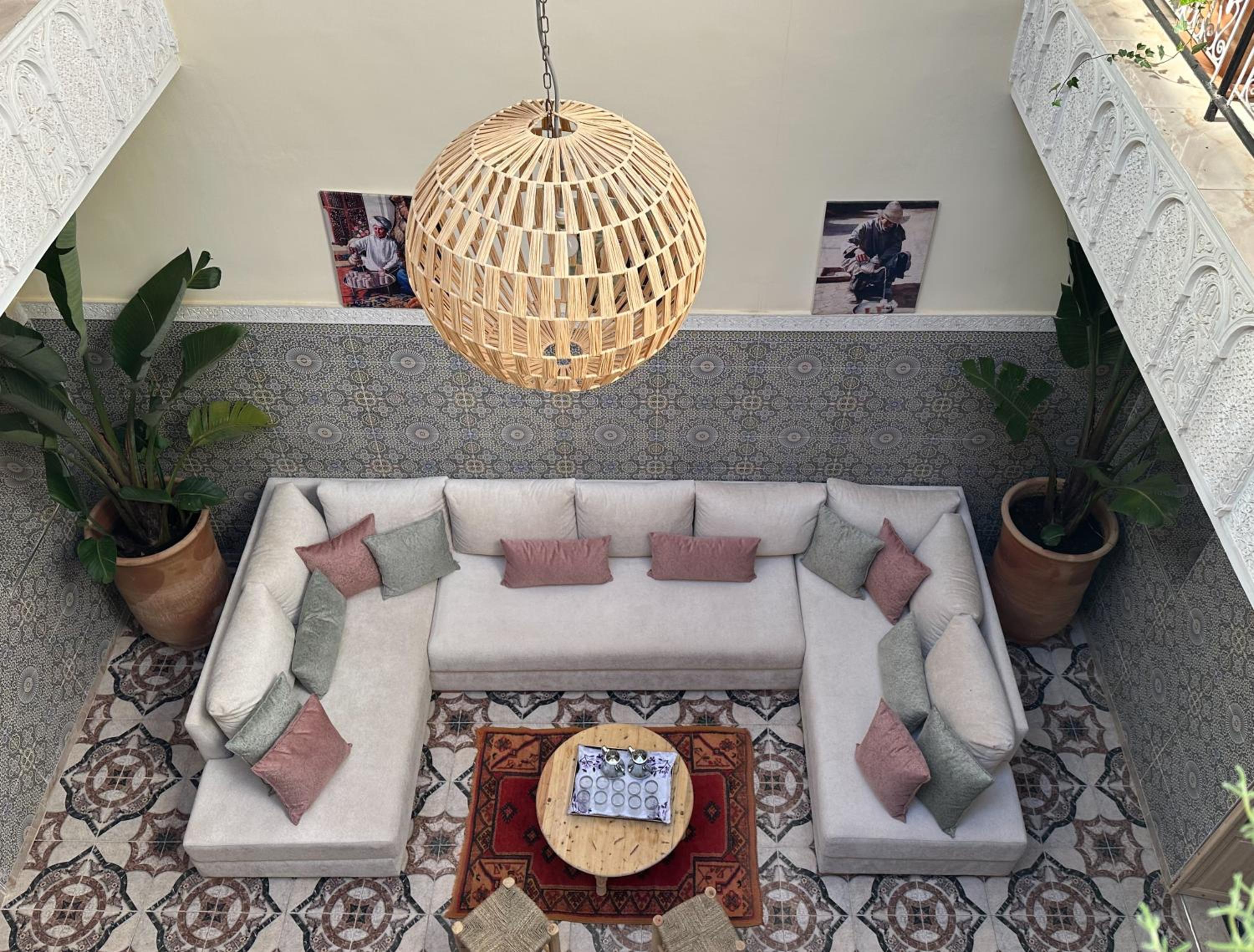 lounge