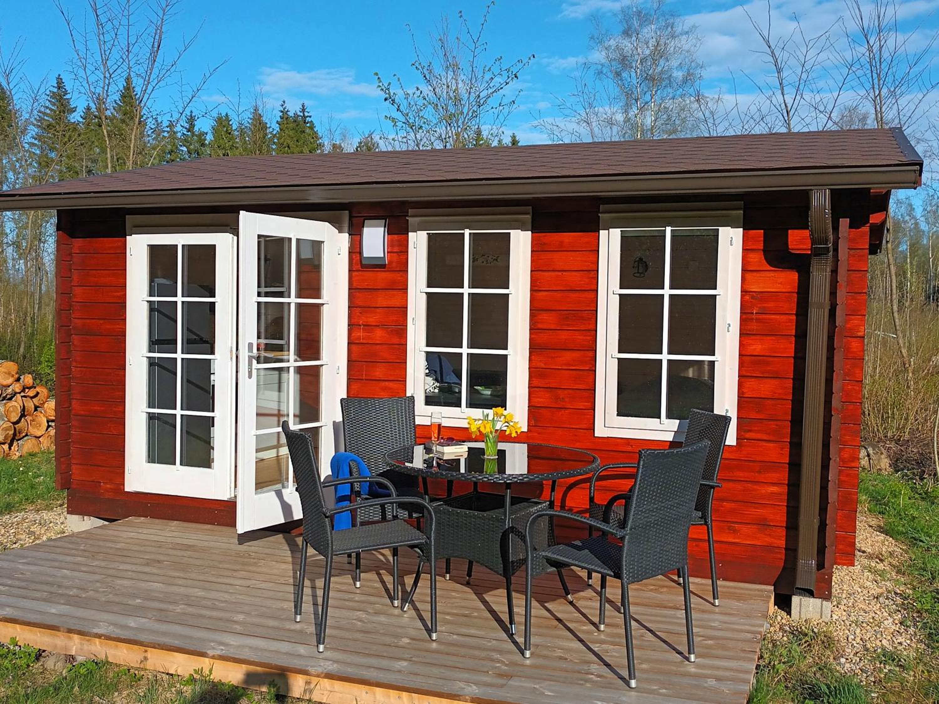 Salu summer cottage