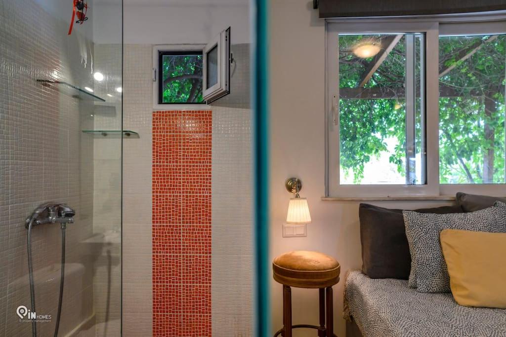 Rustic - Private Rooftop Garden & City View Studio in Egaleo-Athens