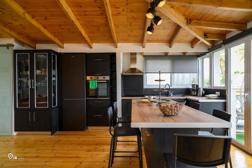 Rustic - Private Rooftop Garden & City View Studio in Egaleo-Athens