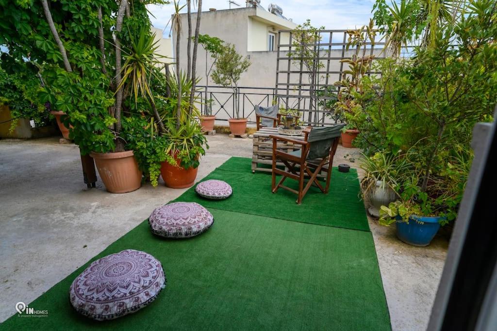 Rustic - Private Rooftop Garden & City View Studio in Egaleo-Athens