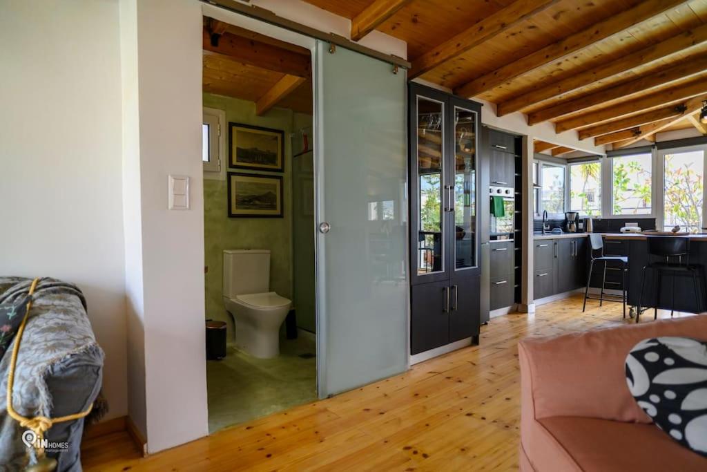 Rustic - Private Rooftop Garden & City View Studio in Egaleo-Athens