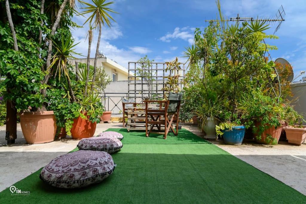 Rustic - Private Rooftop Garden & City View Studio in Egaleo-Athens