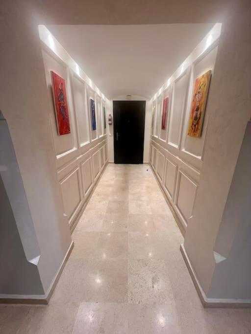 E-Appartement de luxe centre Gueliz piscine parking fibre netflix view 4