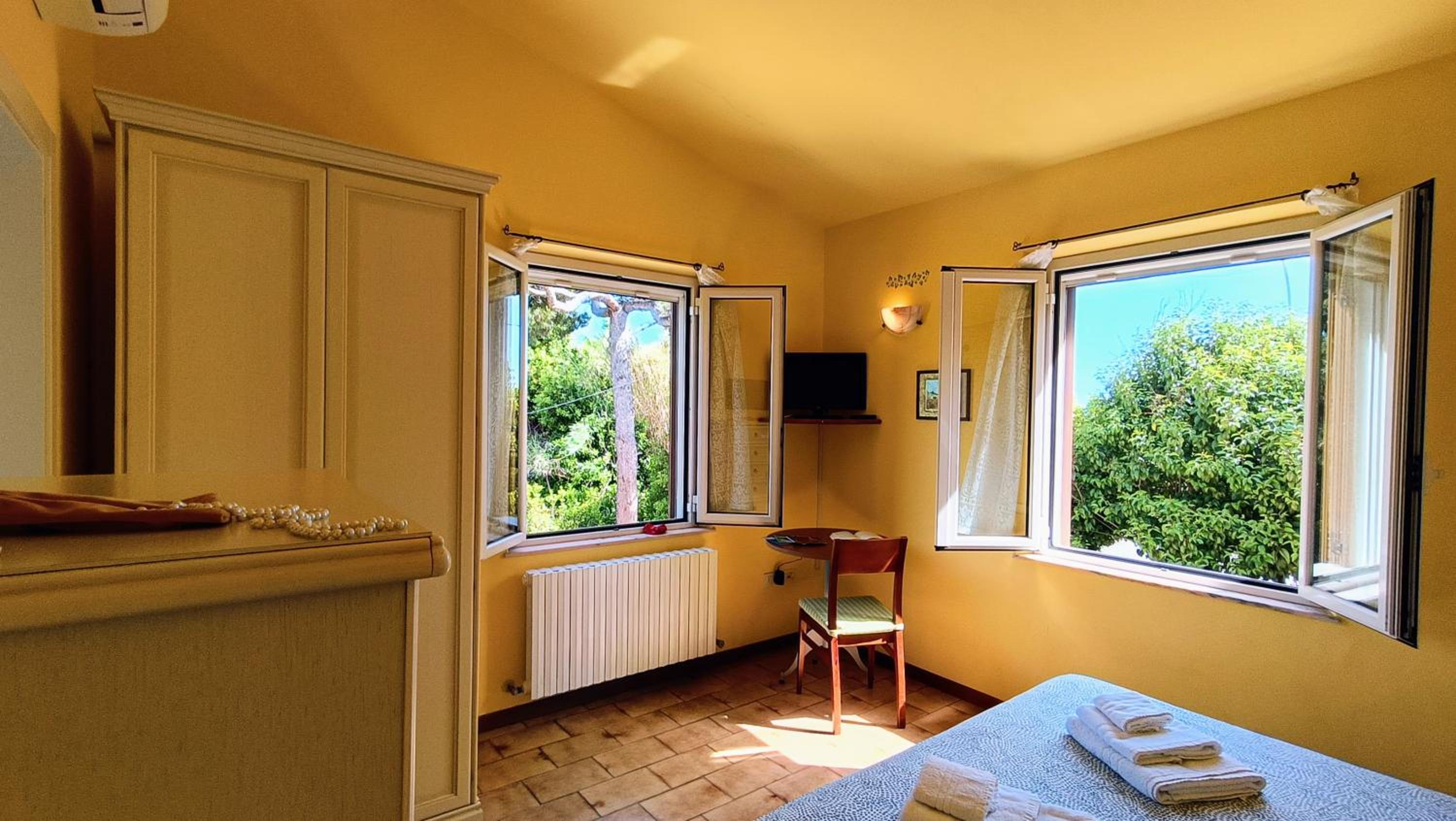 hotel room