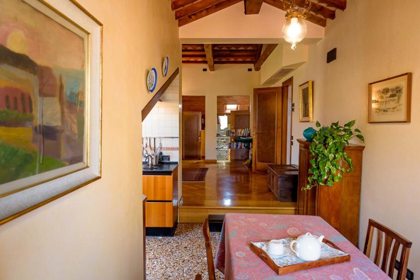 Venice Blue on Canal apartment