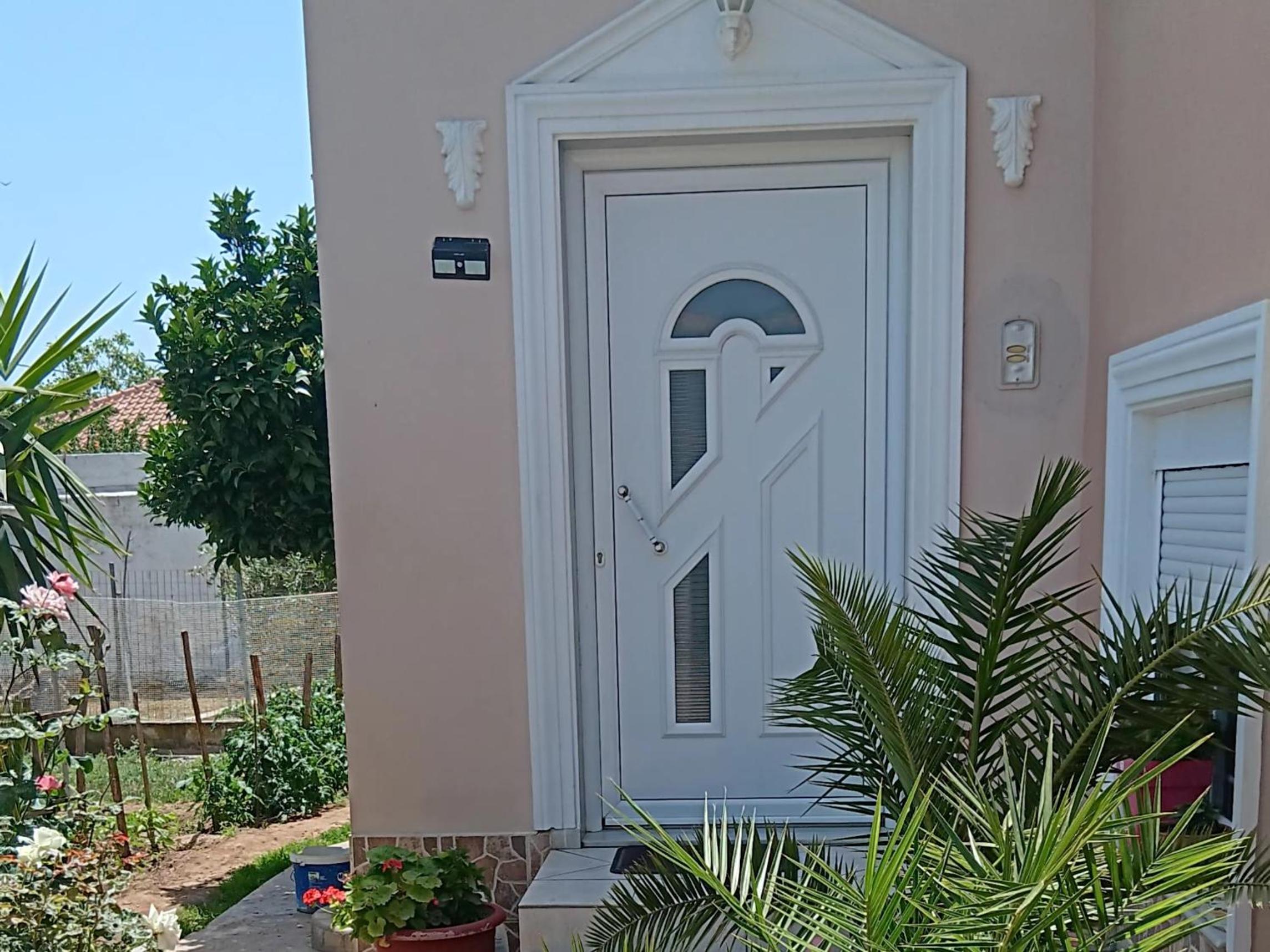 Babis House