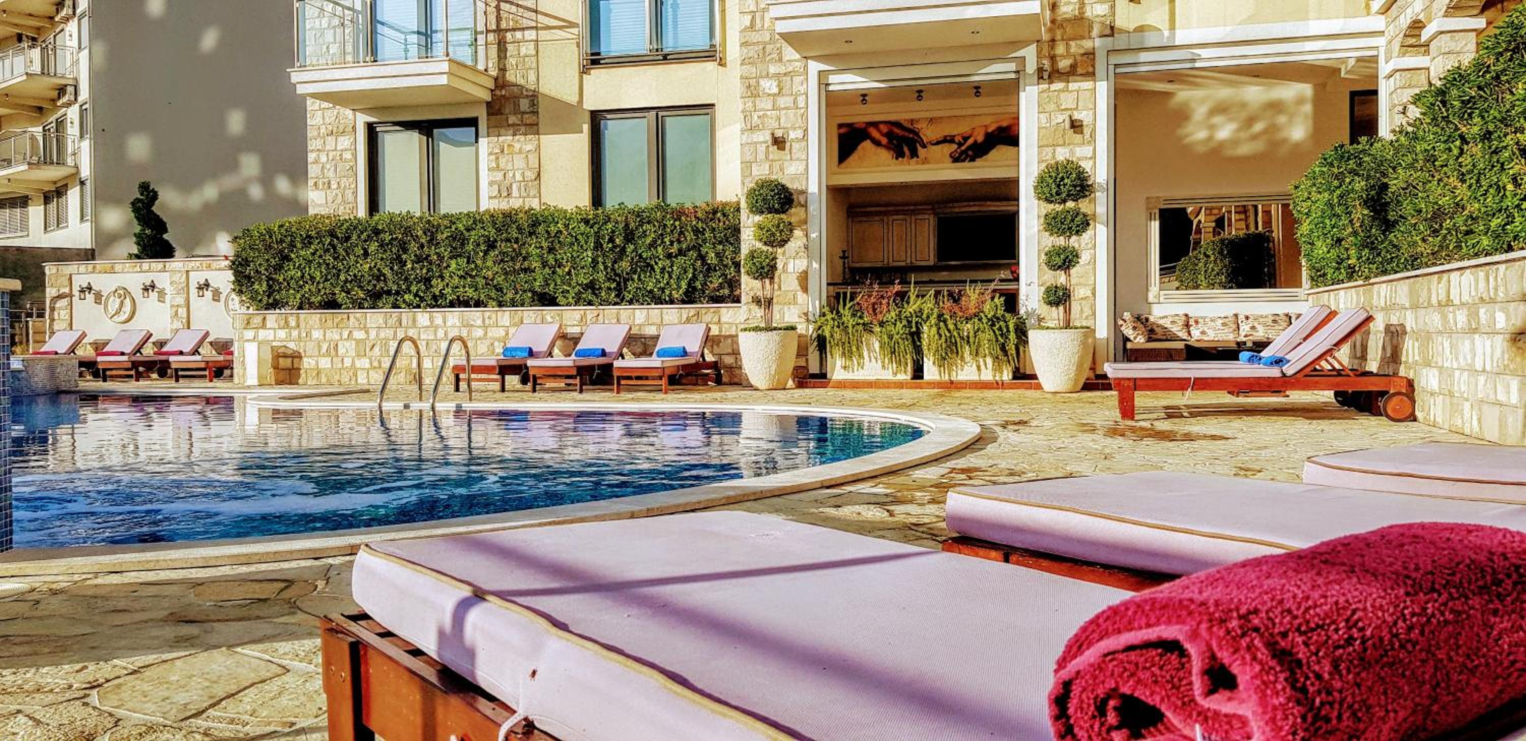 Hotel Royal Serenity - Image 1