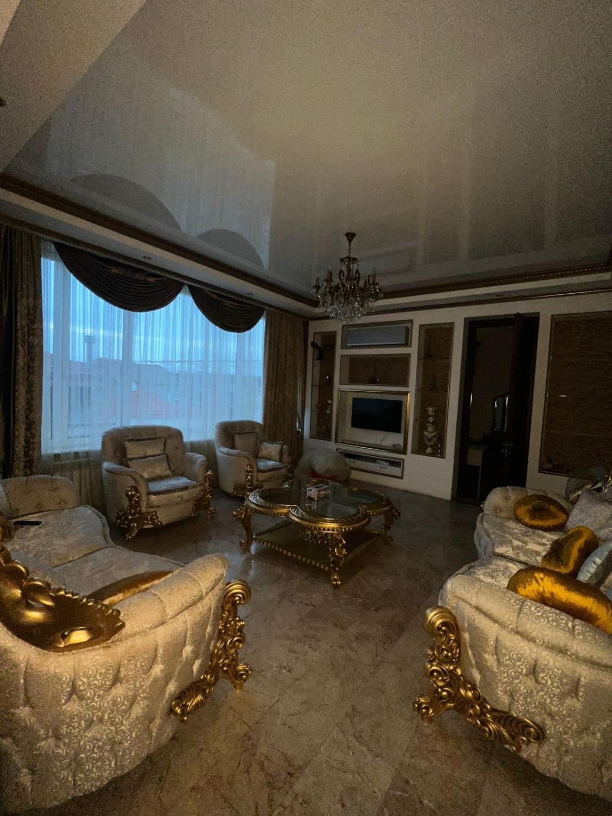 Vera Apartment