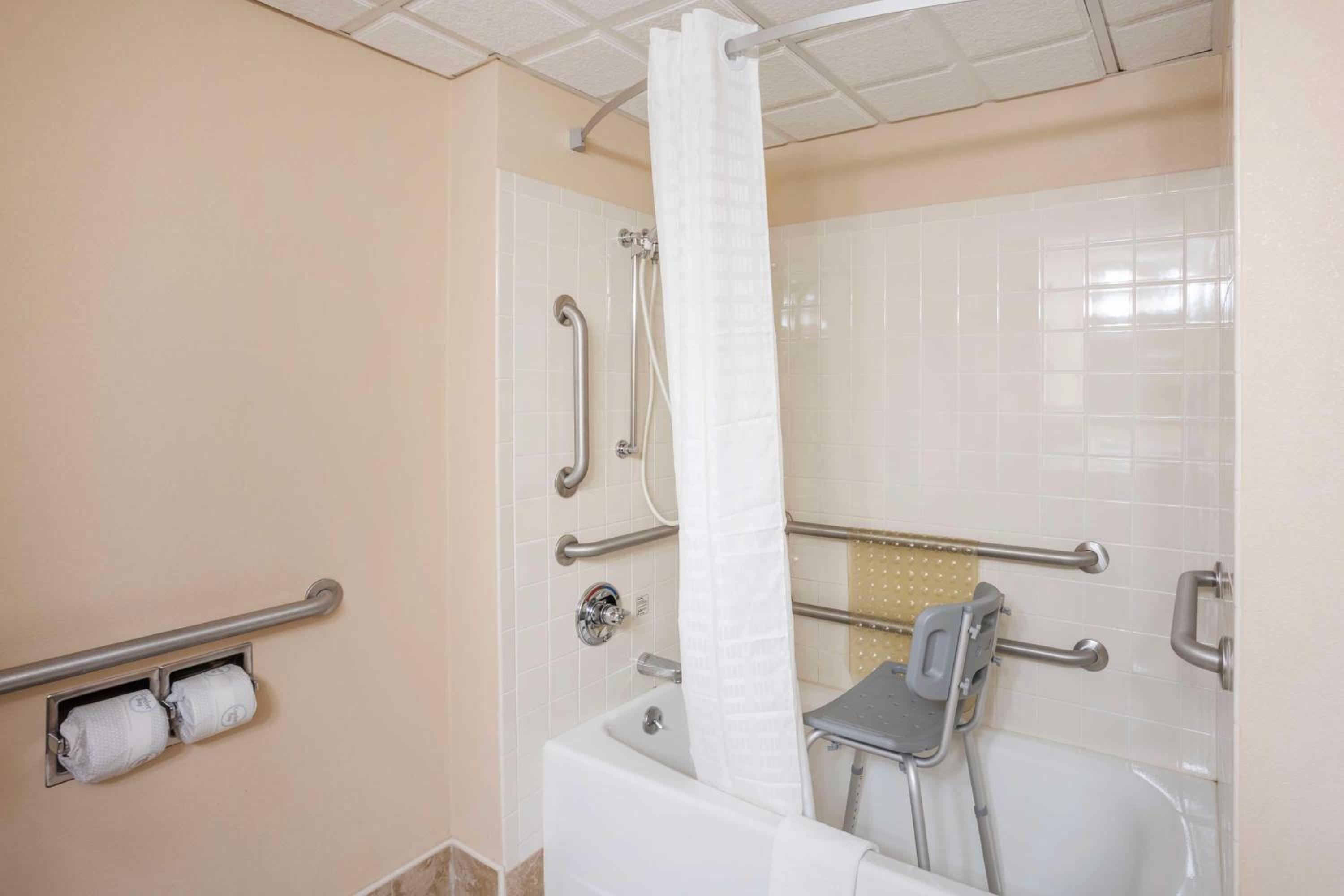 Best Western Inn at Blakeslee-Pocono - Property Image 71