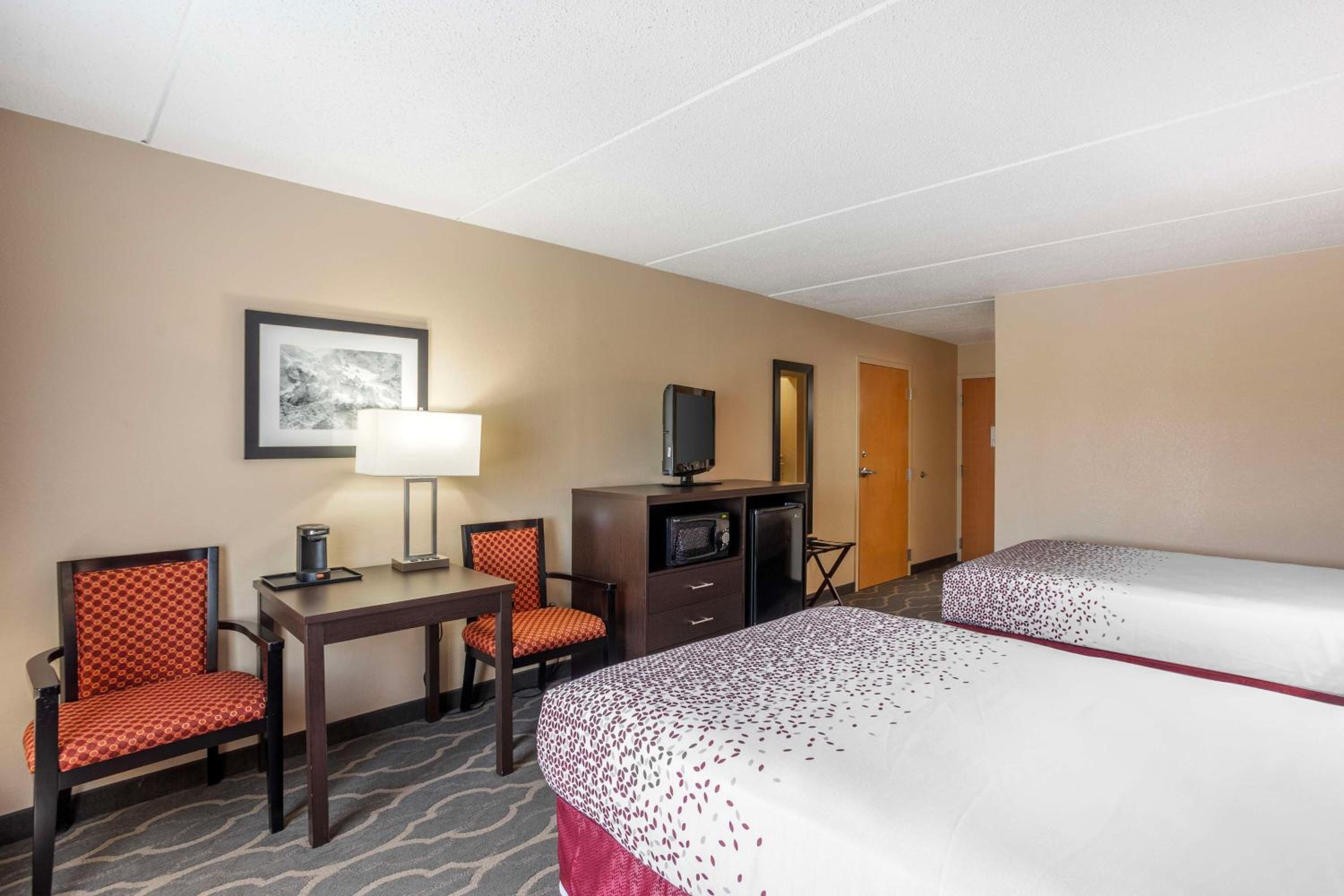 Best Western Inn at Blakeslee-Pocono - Property Image 56